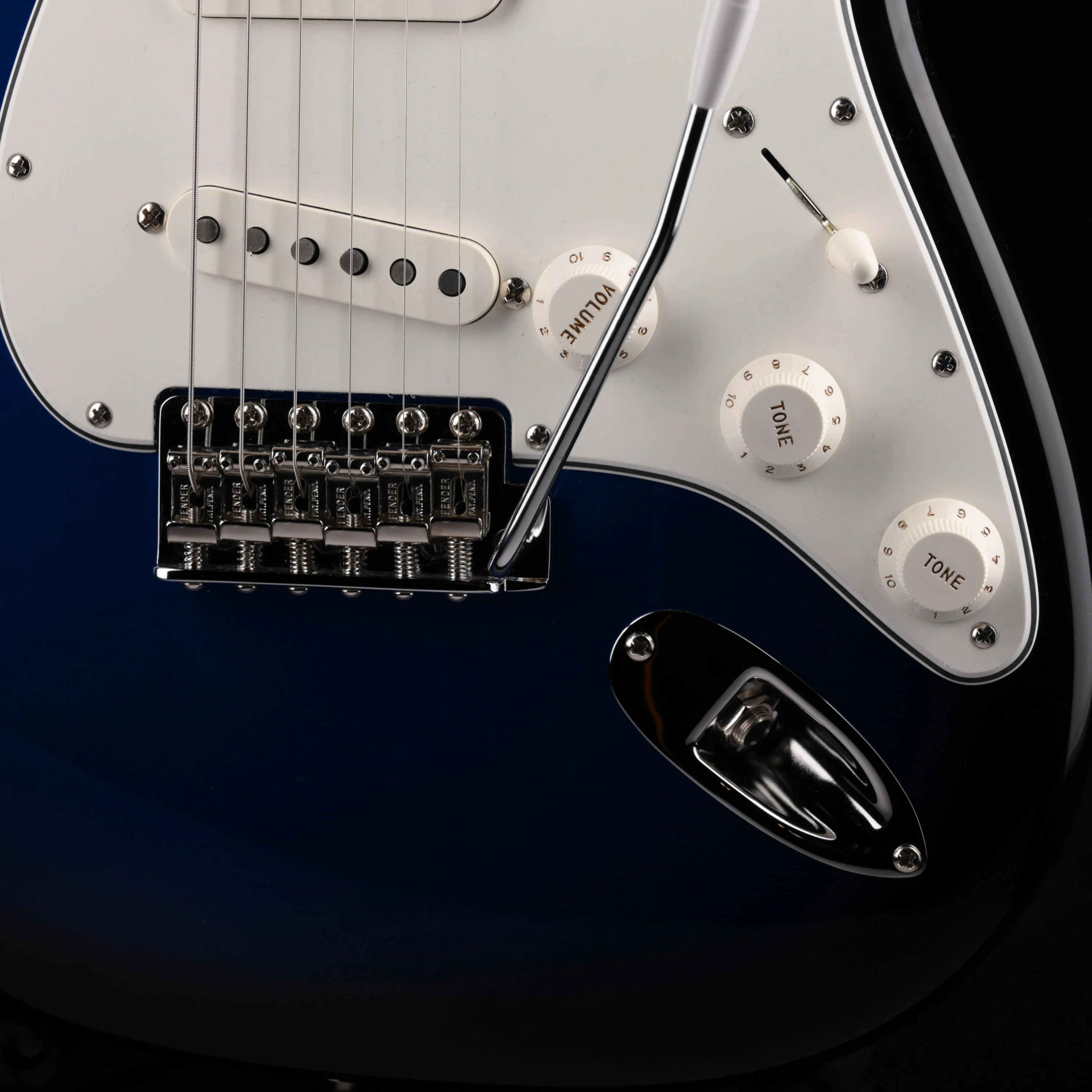 Fender Custom Shop Painters Choice 3 1959 Stratocaster NOS Midnight Blue Burst - Image 4
