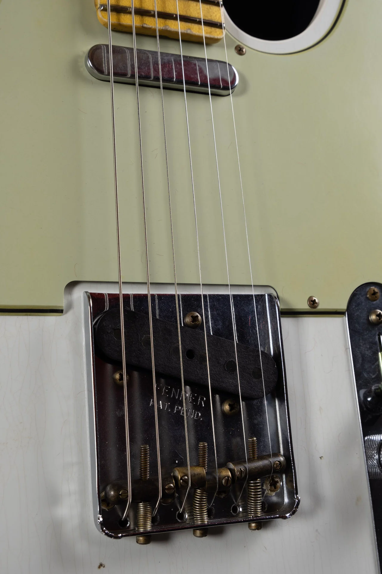 Fender Custom Shop Postmodern Journeyman Relic Tele 2 Tone Olympic White Charcoal Frost Metallic - Image 7