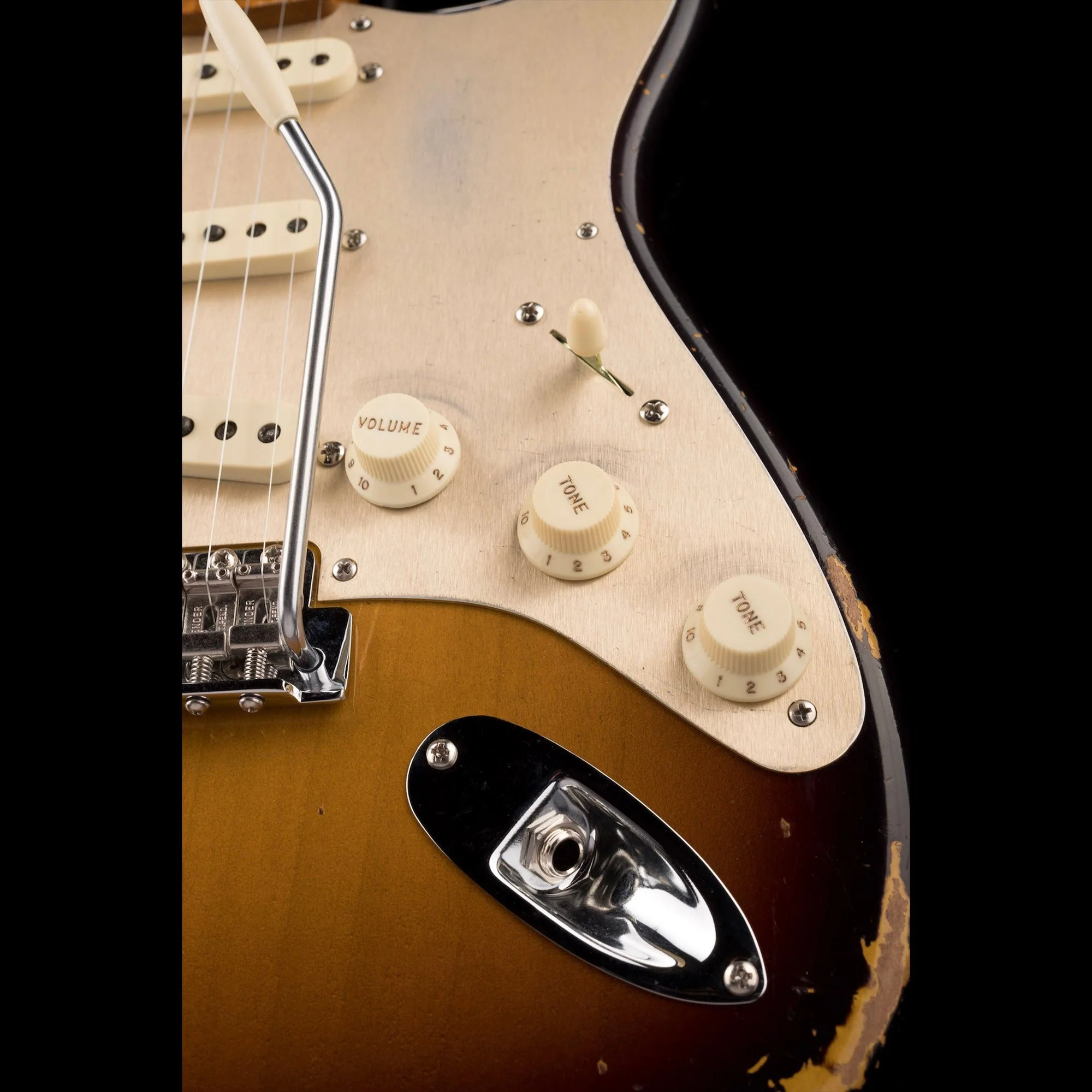 Fender Custom Shop Roasted 1956 Stratocaster Relic Faded 2-Tone Sunburst - Image 8