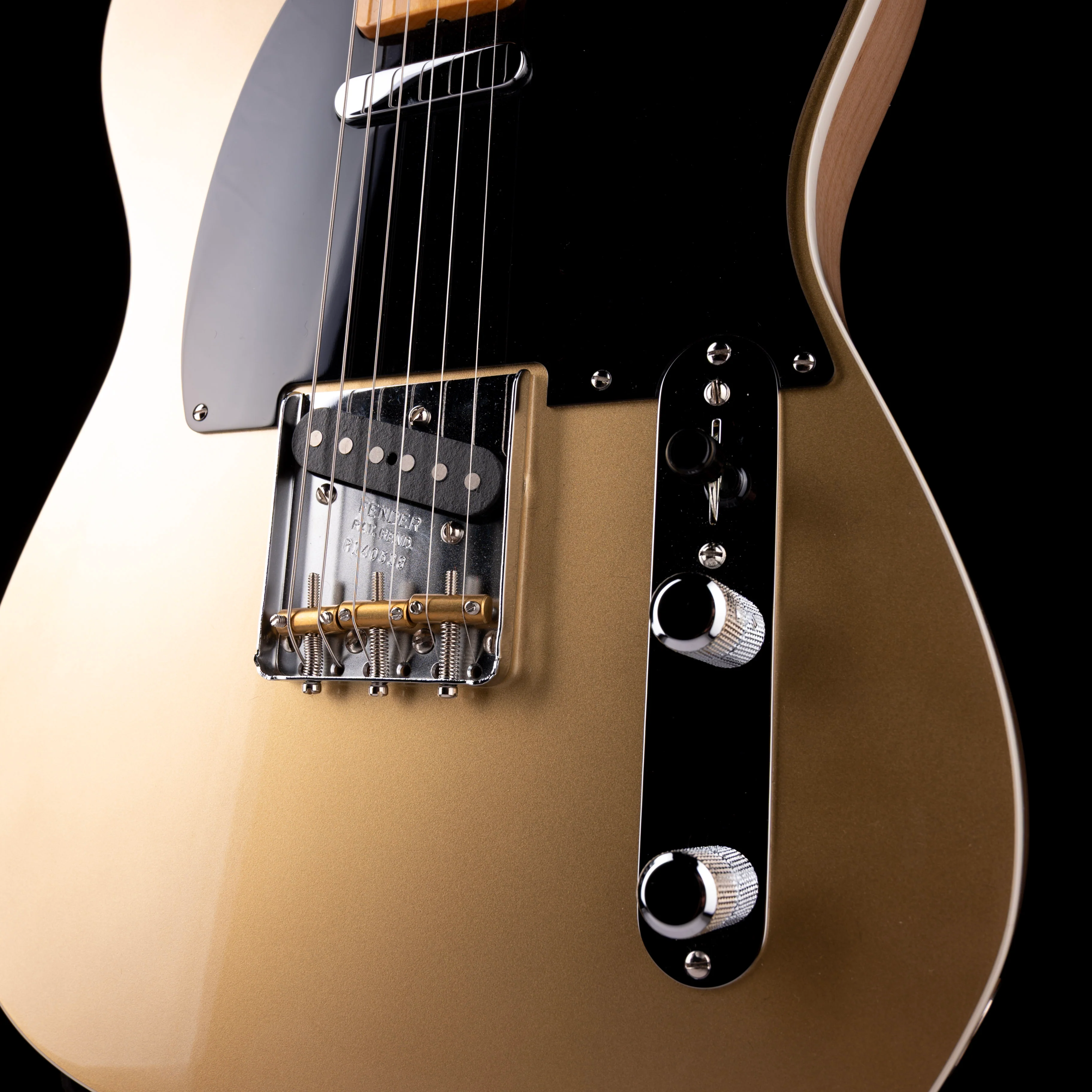 Fender Custom Shop Truetone Two Tone Telecaster NOS Aztec Gold - Image 5
