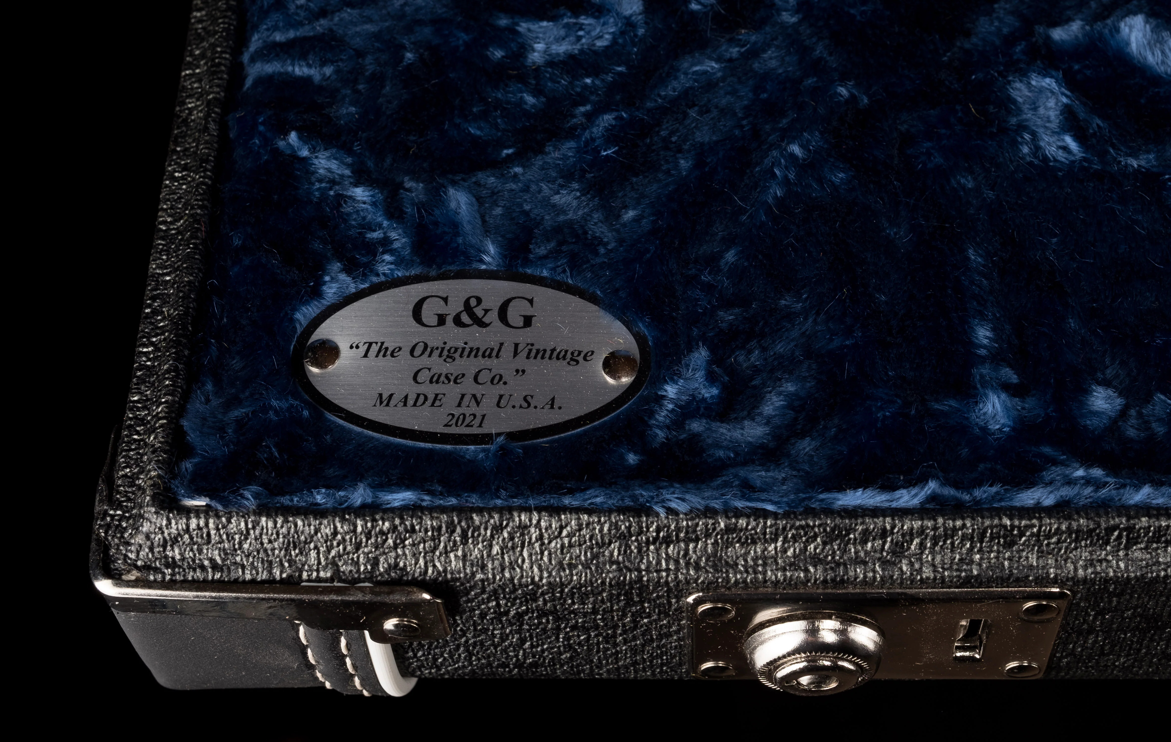 Fender USA Made Deluxe Jaguar/Jazzmaster G&G Hardshell Case Black/Silver with Blue Interior - Image 2