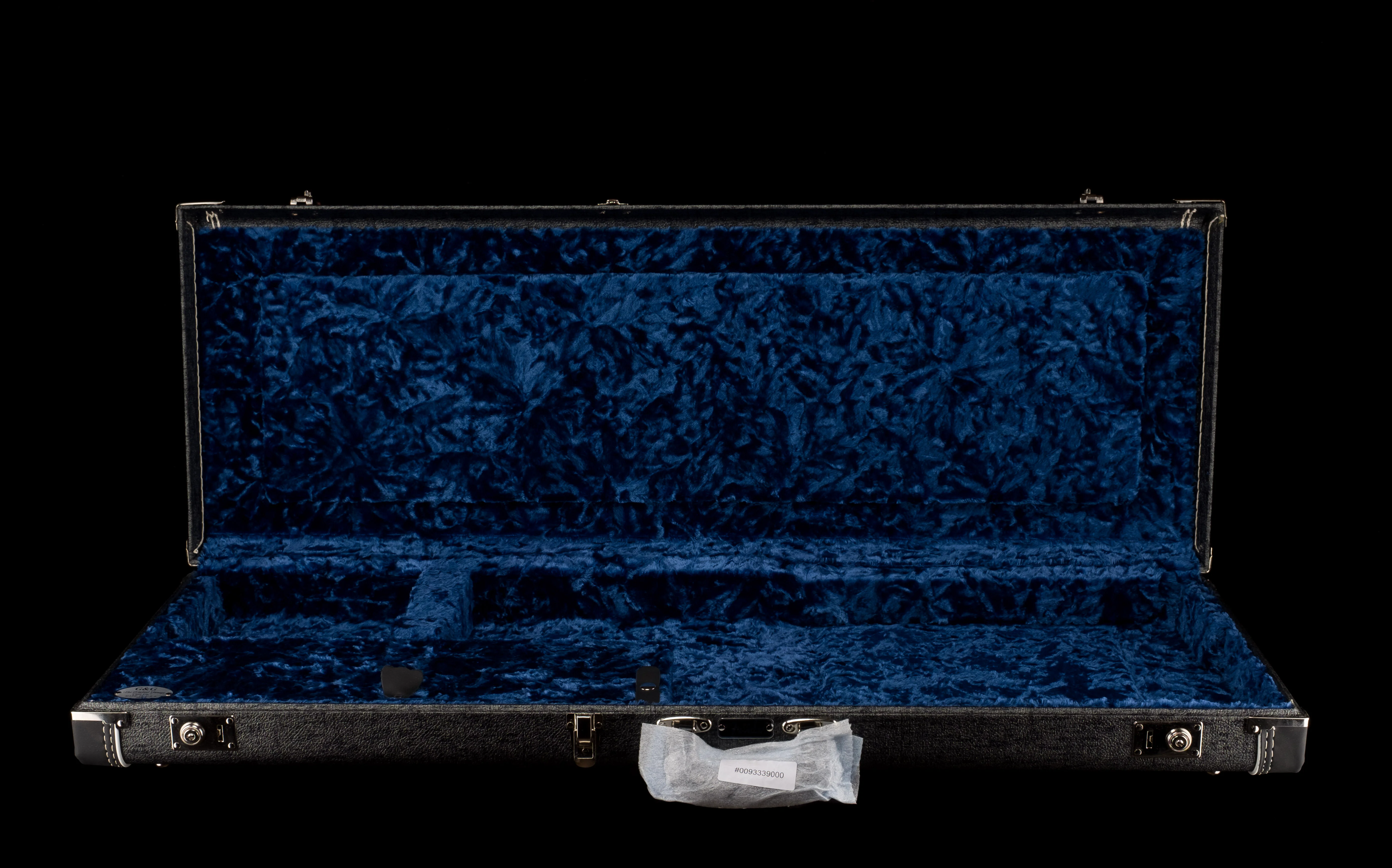 Fender USA Made Deluxe Jaguar/Jazzmaster G&G Hardshell Case Black/Silver with Blue Interior - Image 3