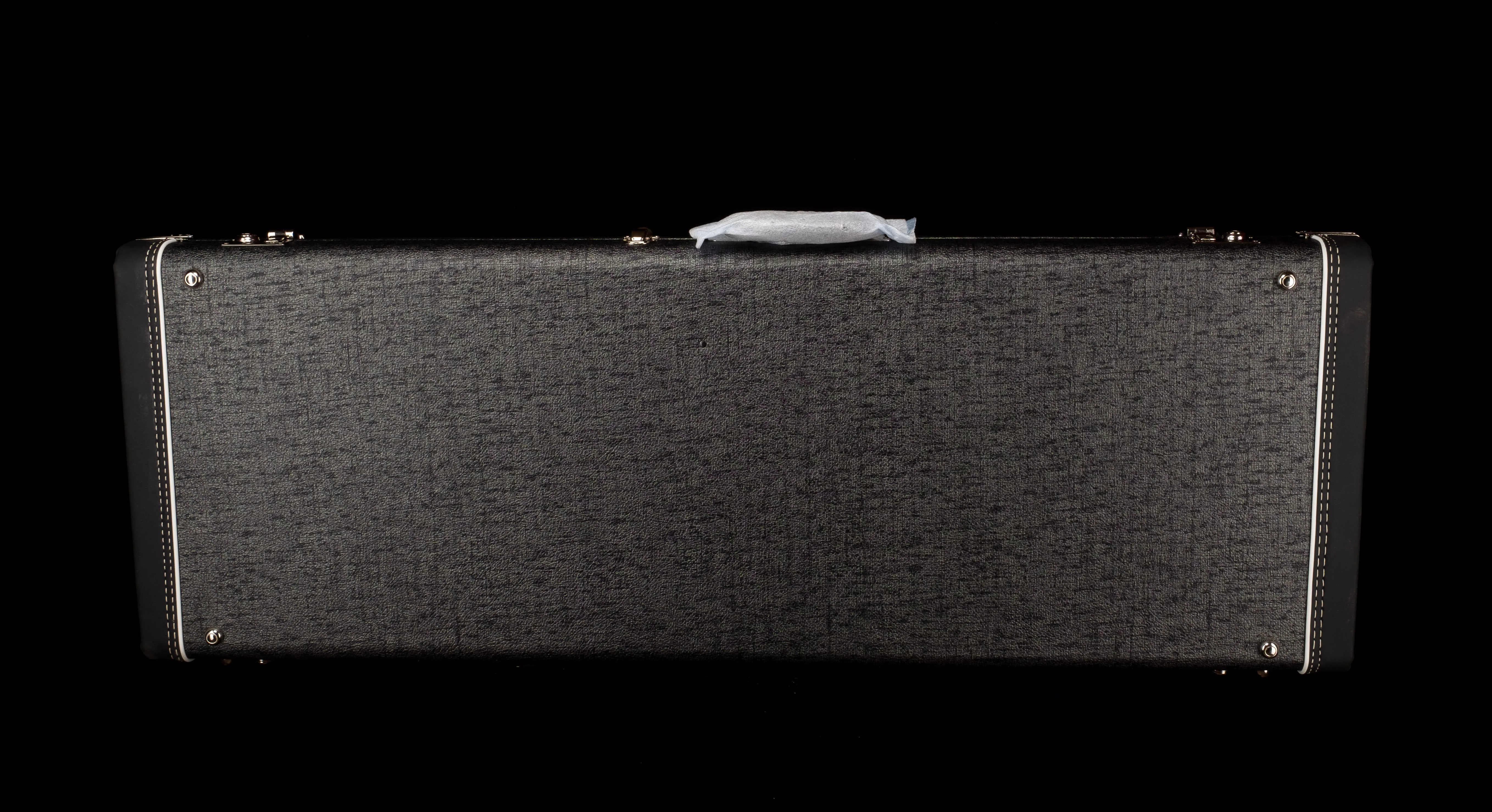 Fender USA Made Deluxe Jaguar/Jazzmaster G&G Hardshell Case Black/Silver with Blue Interior - Image 6