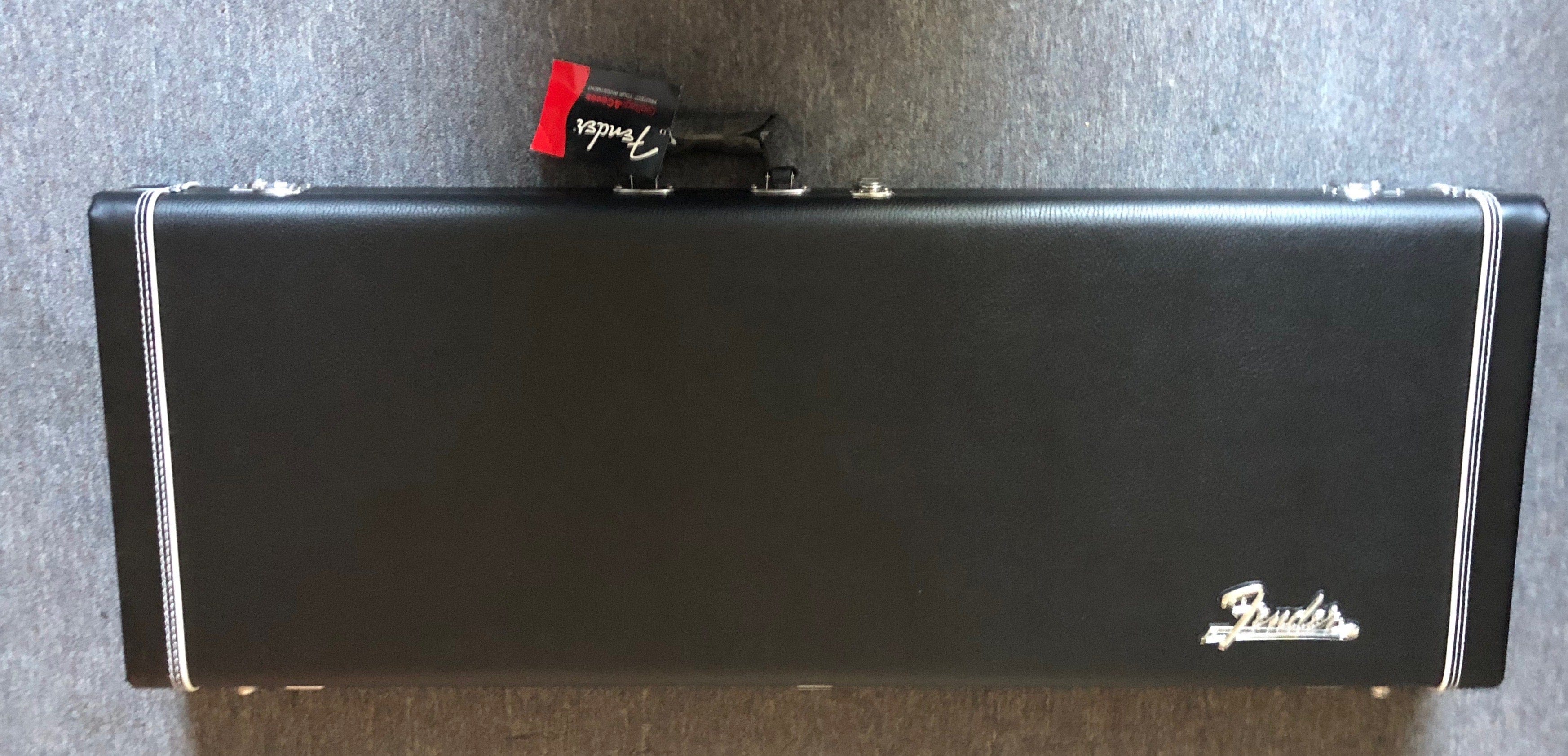 Used Fender Jazzmaster Pro Series Case Black Tolex