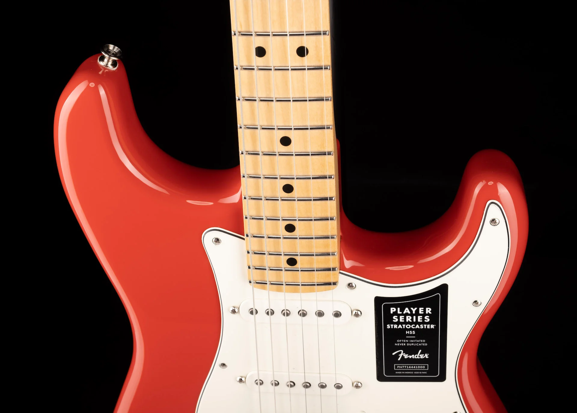Fender Limited Edition Deluxe Player Strat HSS Fiesta Red With Matching Headcap - Image 3