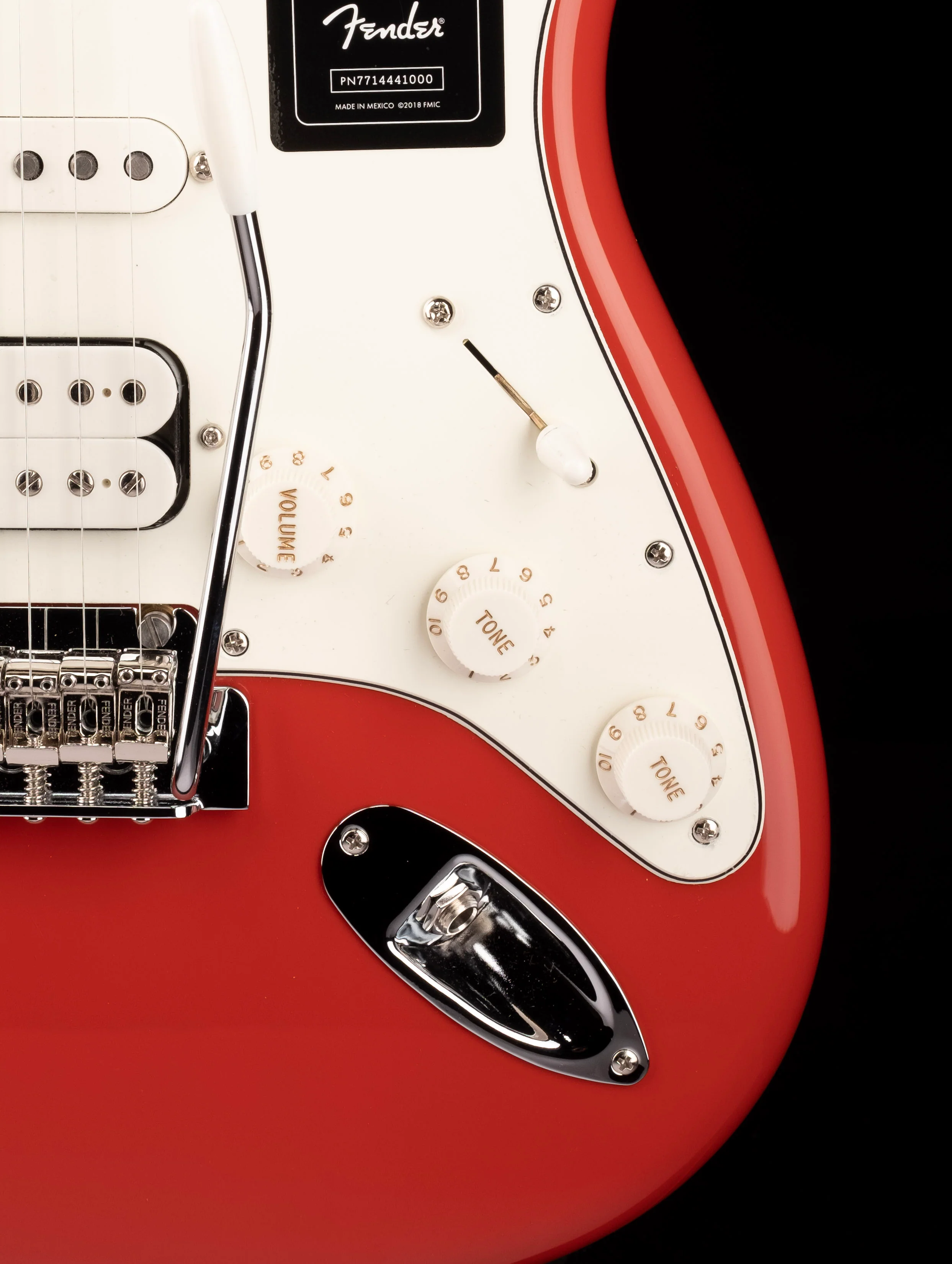 Fender Limited Edition Deluxe Player Strat HSS Fiesta Red With Matching Headcap - Image 8