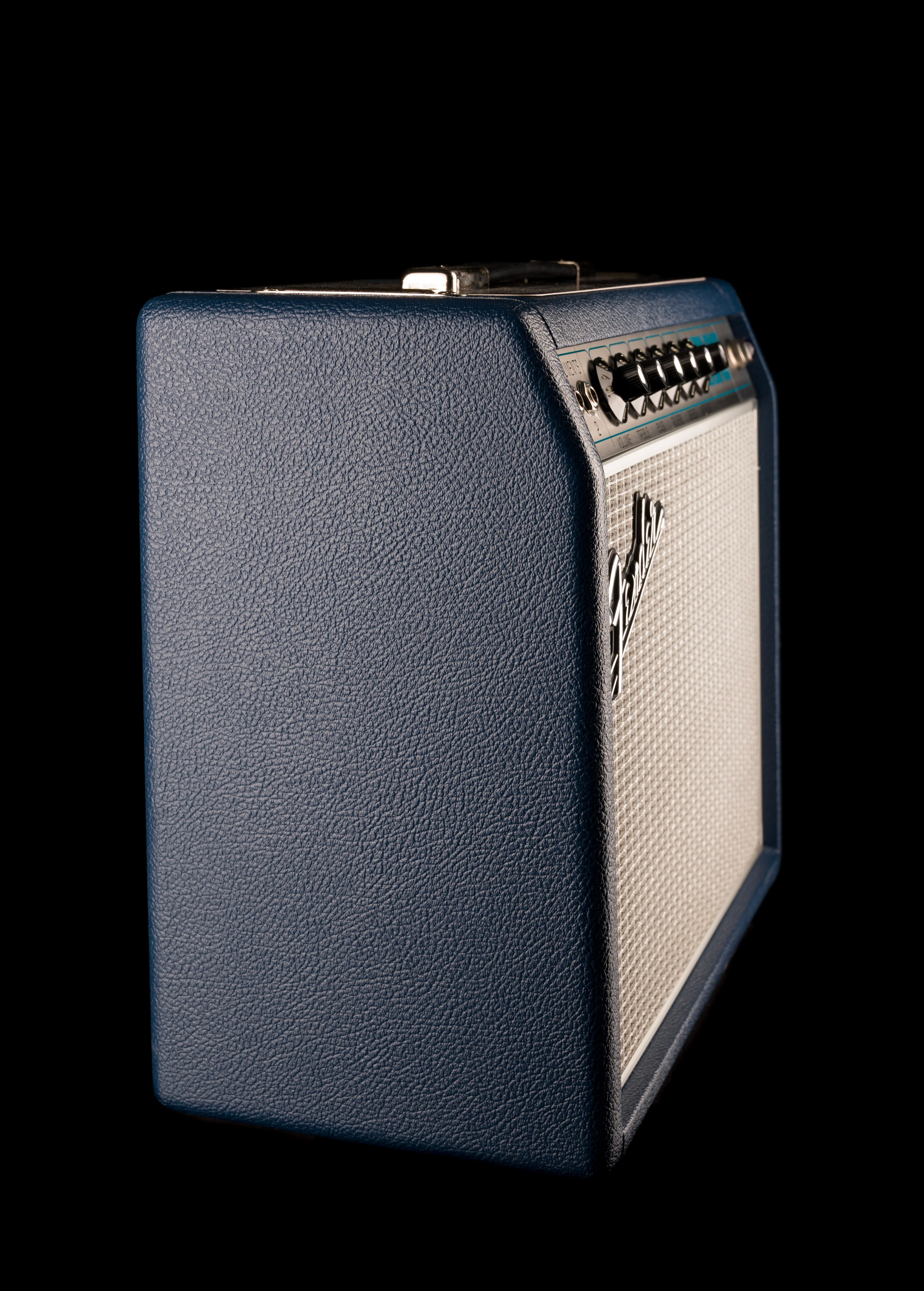 Fender Limited Edition FSR '68 Custom Vibro Champ Navy Guitar Amp Combo - Image 7