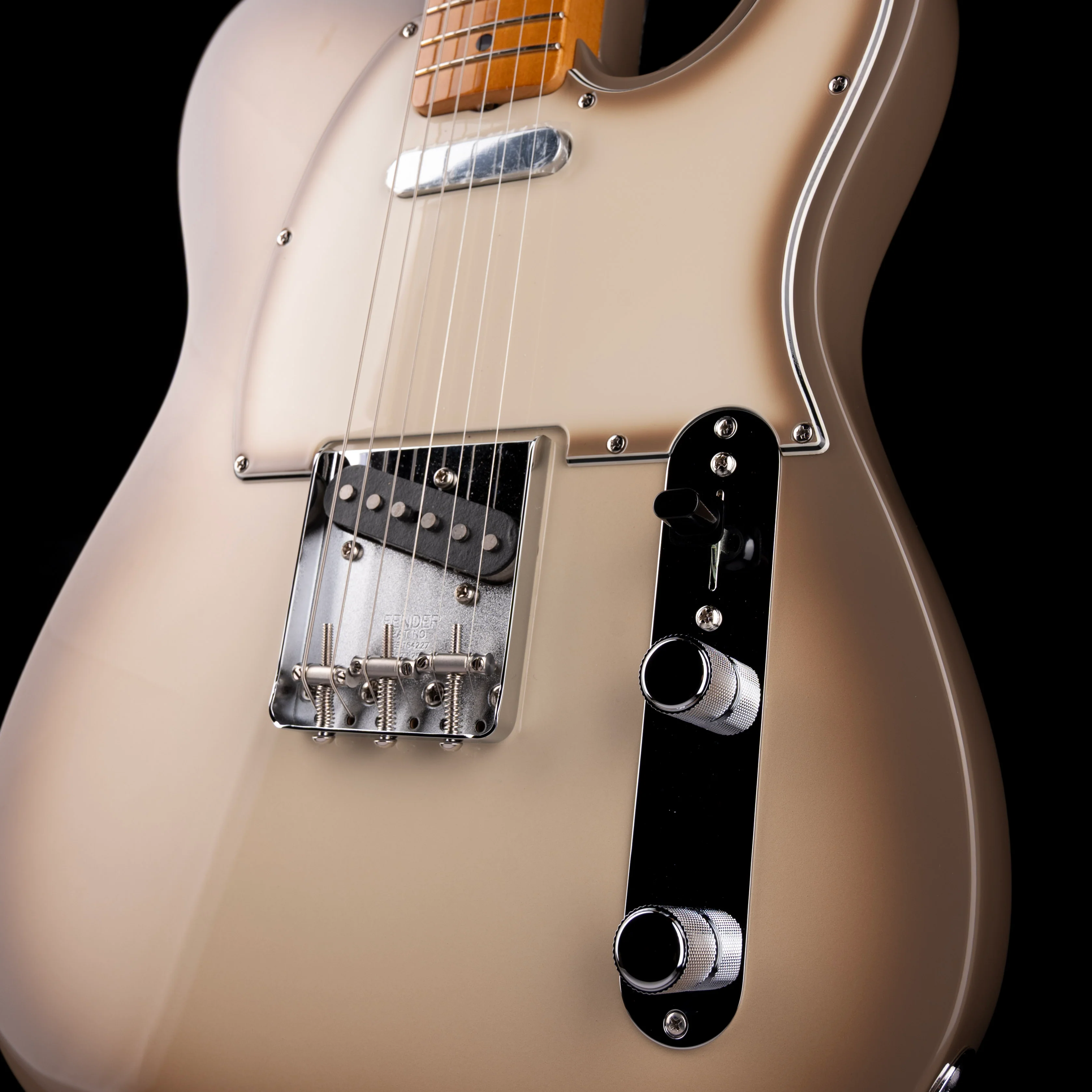 Fender Limited Edition Vintera II 60's Telecaster Antigua with Gig Bag - Image 5