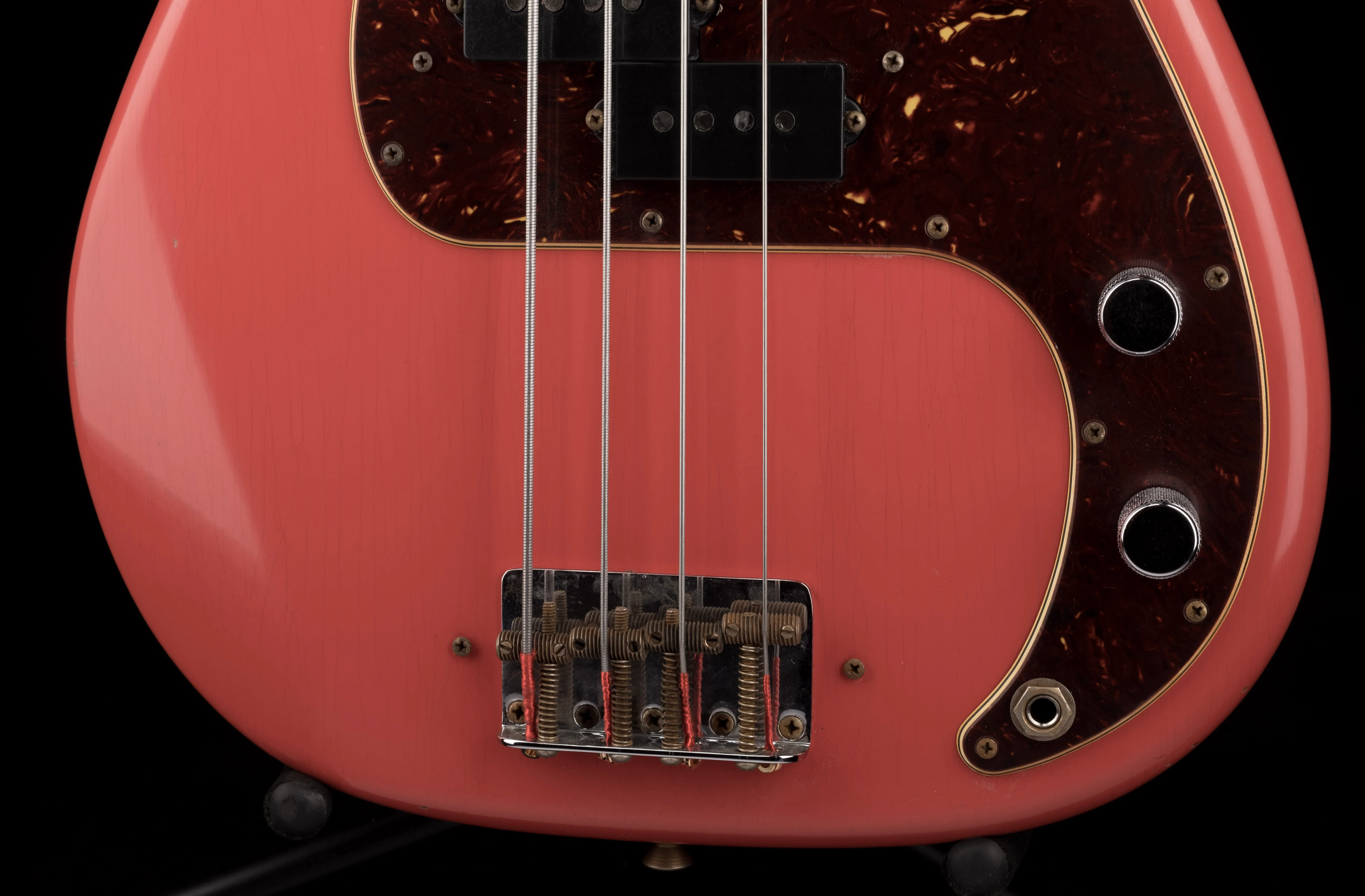 Fender Custom Shop Pino Palladino Signature Precision Bass Relic Fiesta Red over Desert Sand - Image 5