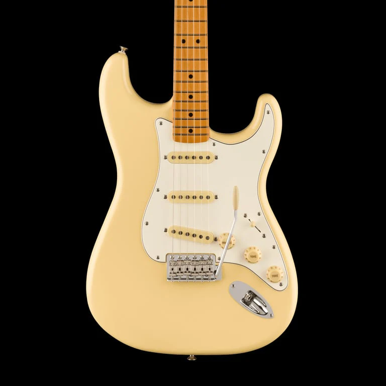 Fender Vintera II 70s Stratocaster Maple Fingerboard Vintage White With Gig Bag