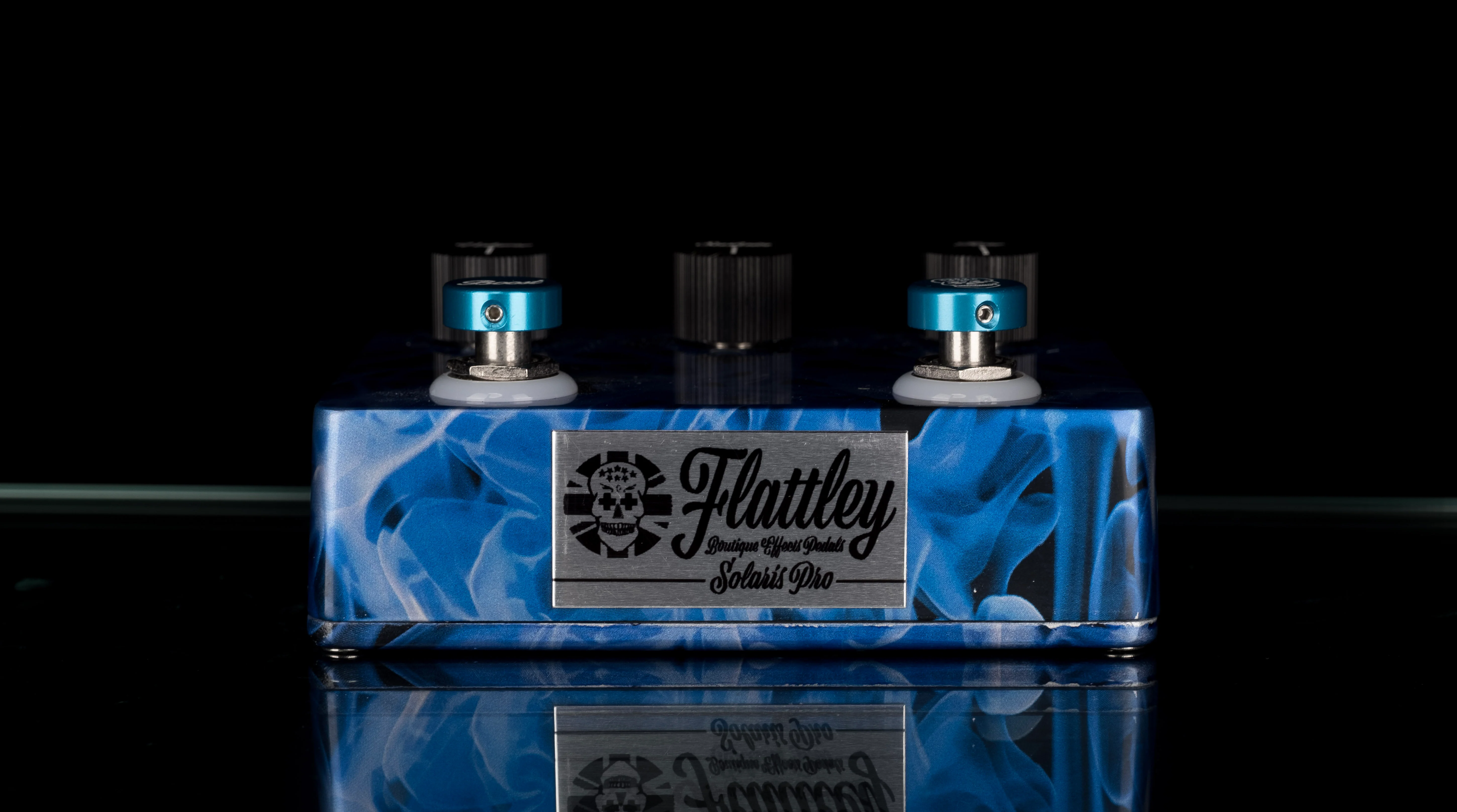 Flattley Guitar Effect Pedals Platinum Series Solaris Pro Fuzz with Boost Guitar Pedal - Image 4