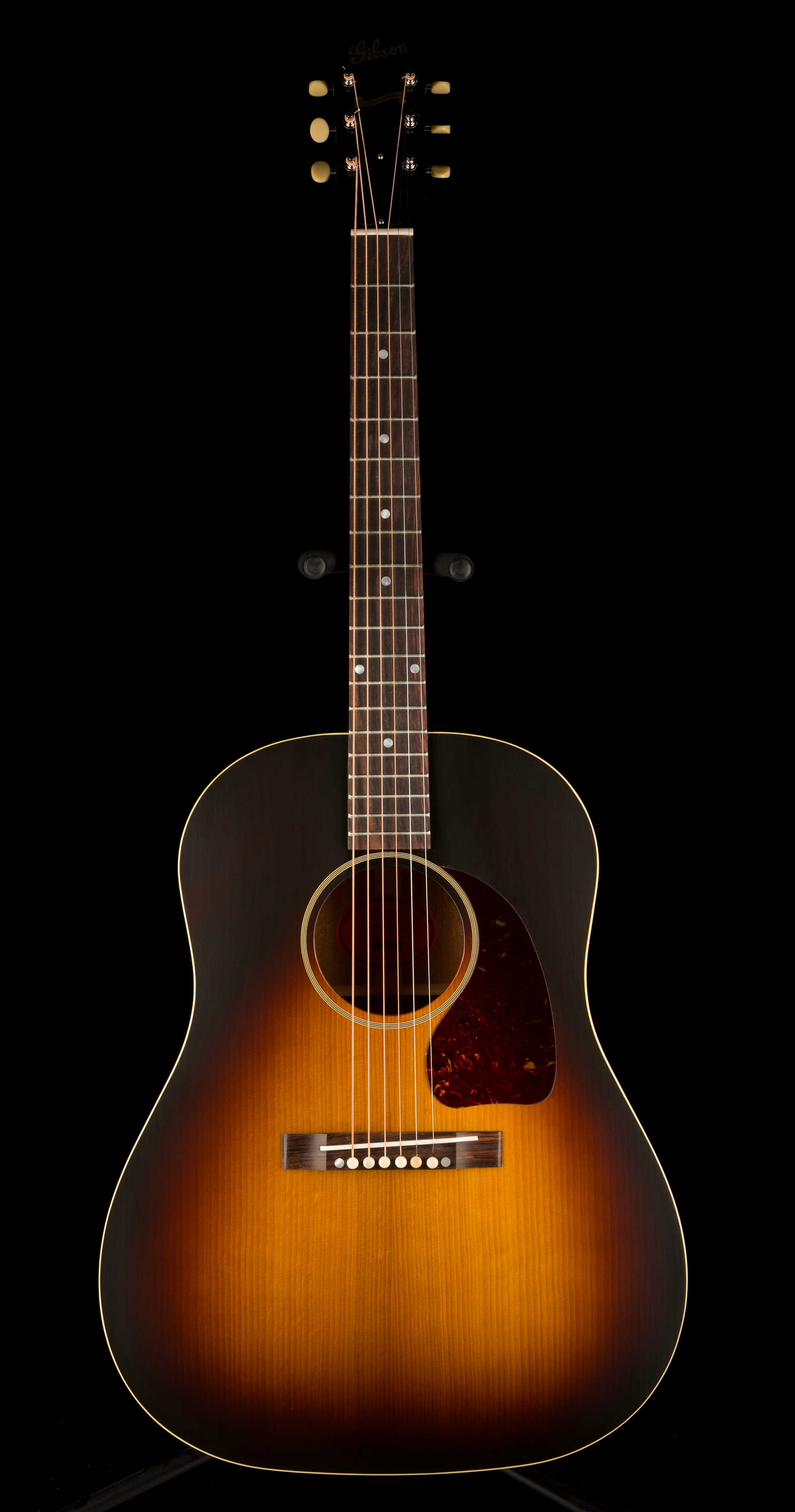Gibson 1942 Banner J-45 Vintage Sunburst With Case - Image 3