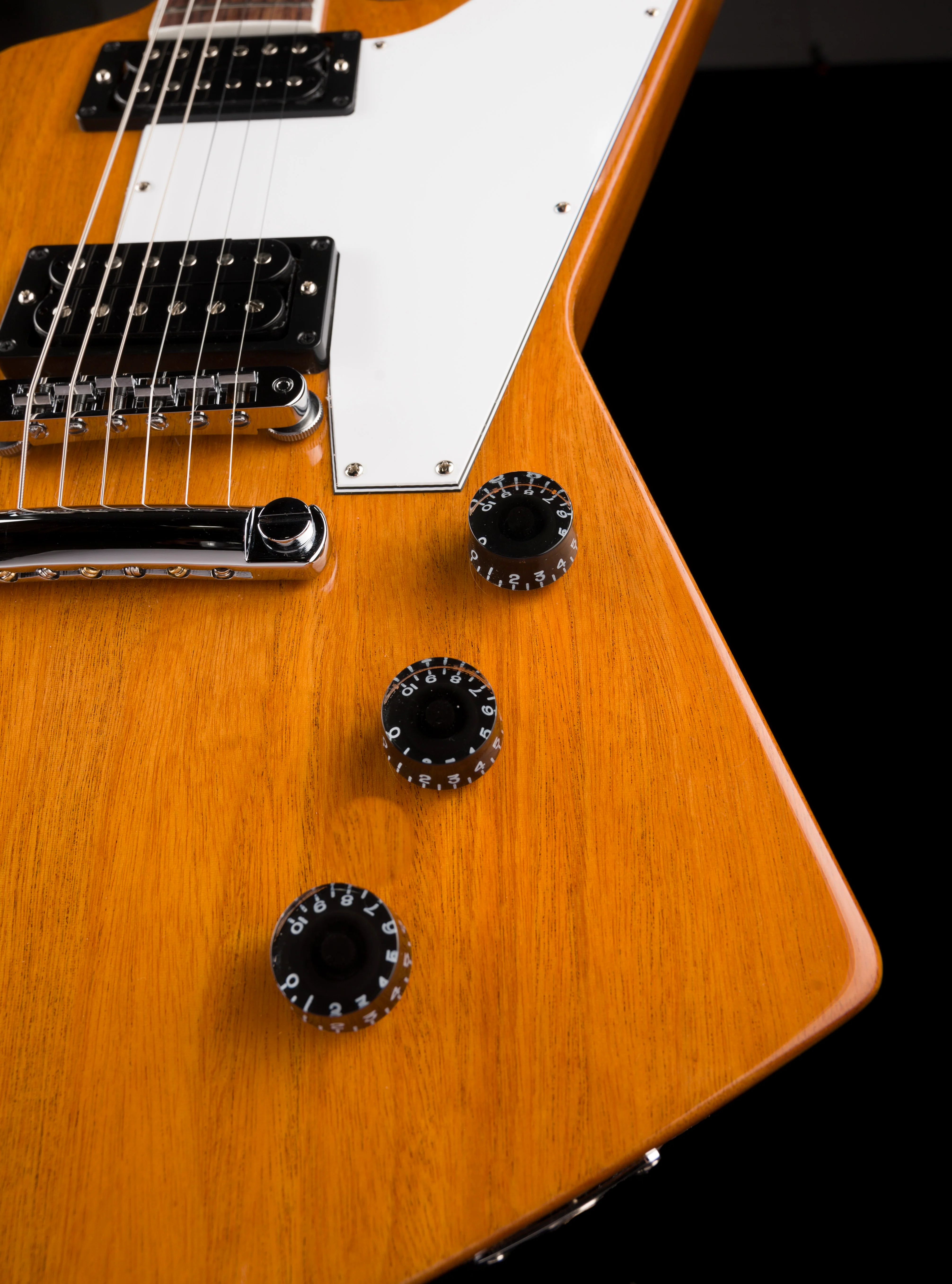 Gibson 70s Explorer Antique Natural with Case - Image 8
