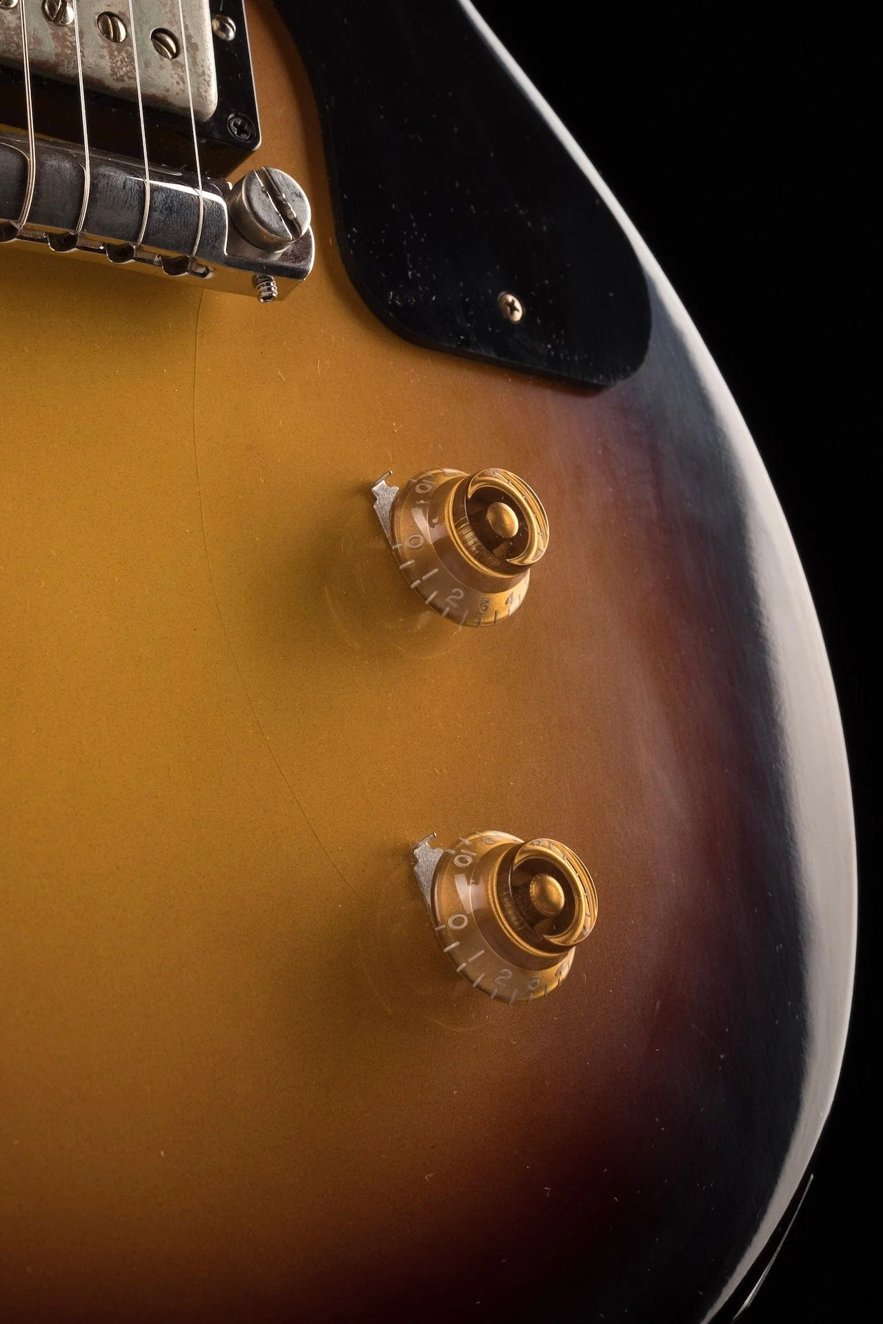 Pre-Owned Gibson Custom Shop 1957 Les Paul Junior VOS Sunburst with OHSC - Image 5