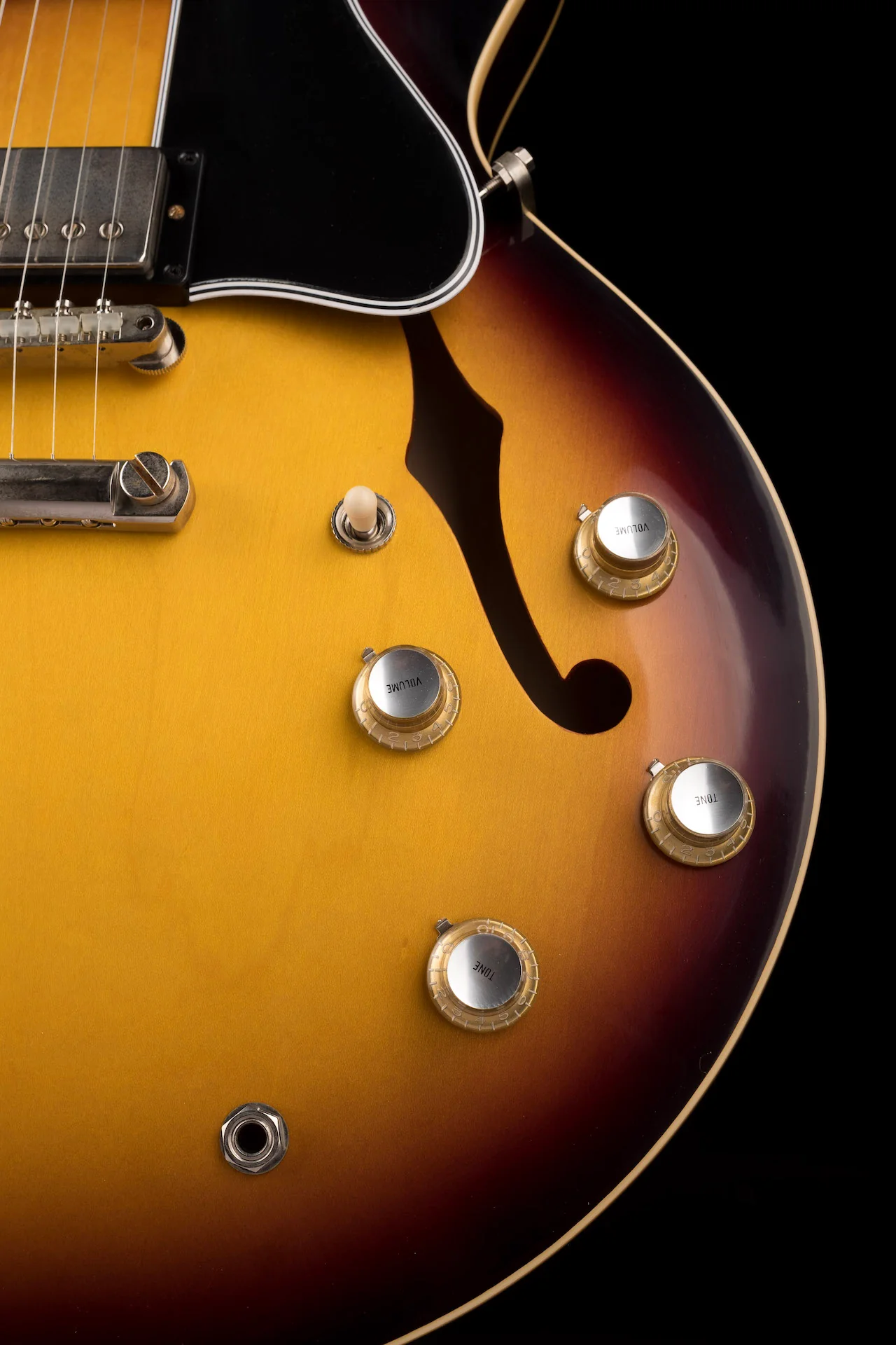 Gibson Custom Shop 1964 ES-335 Reissue VOS Vintage Burst With Case - Image 8