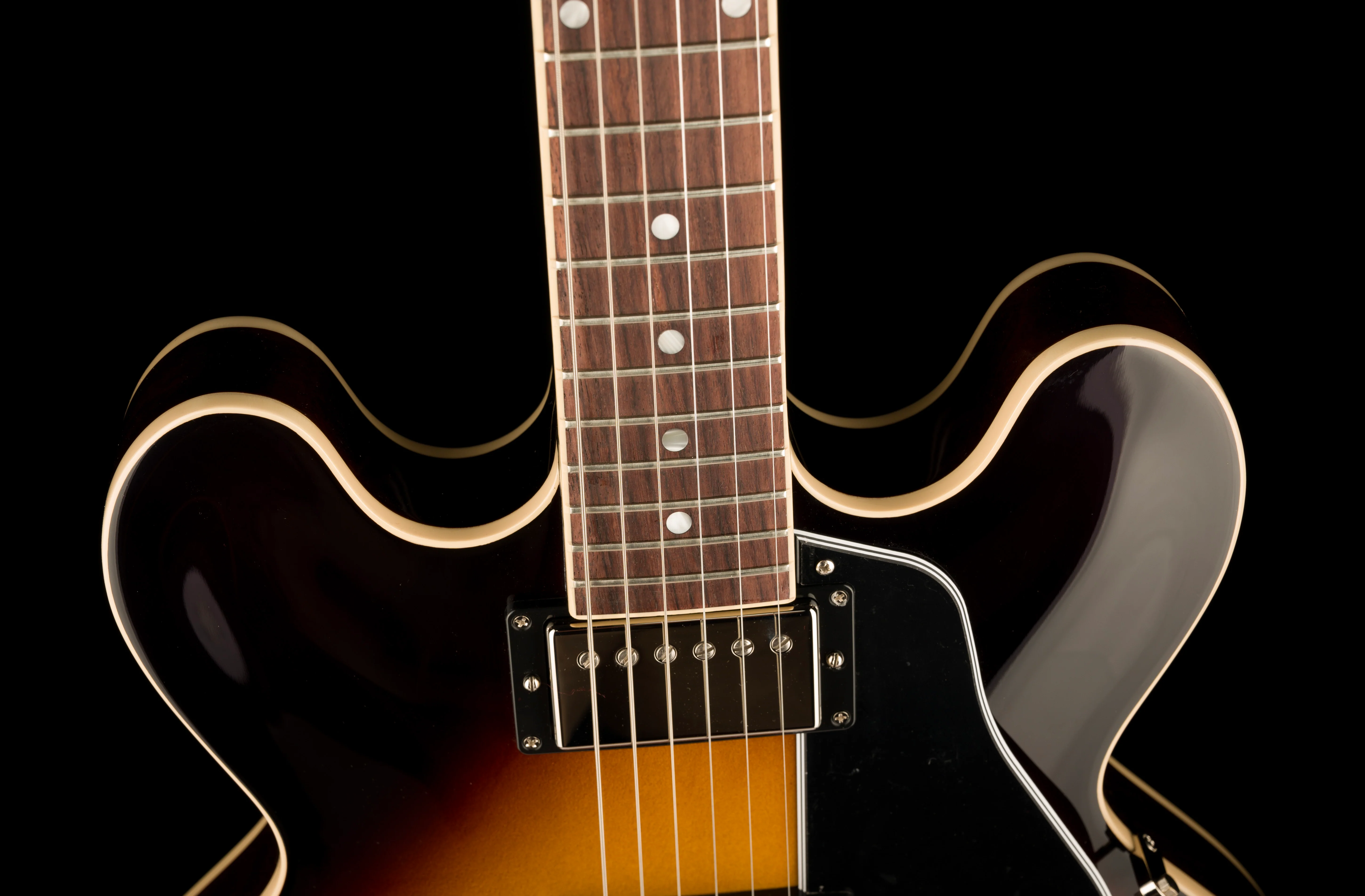 Gibson ES-335 Vintage Burst Electric Guitar - Image 3