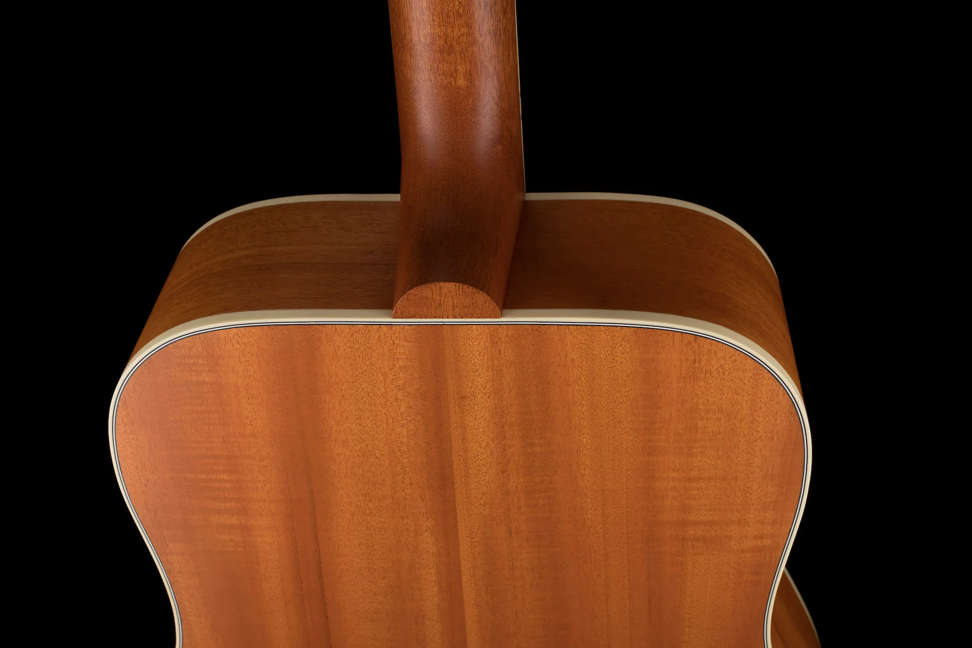 Gibson Hummingbird Faded Natural with Case - Image 13