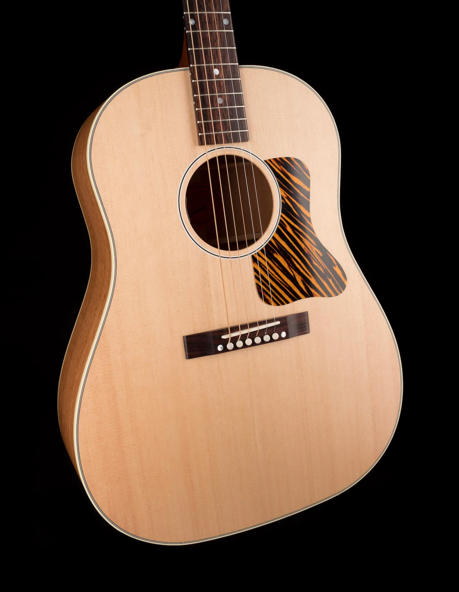 Gibson J-35 Faded Natural with Case - Image 10
