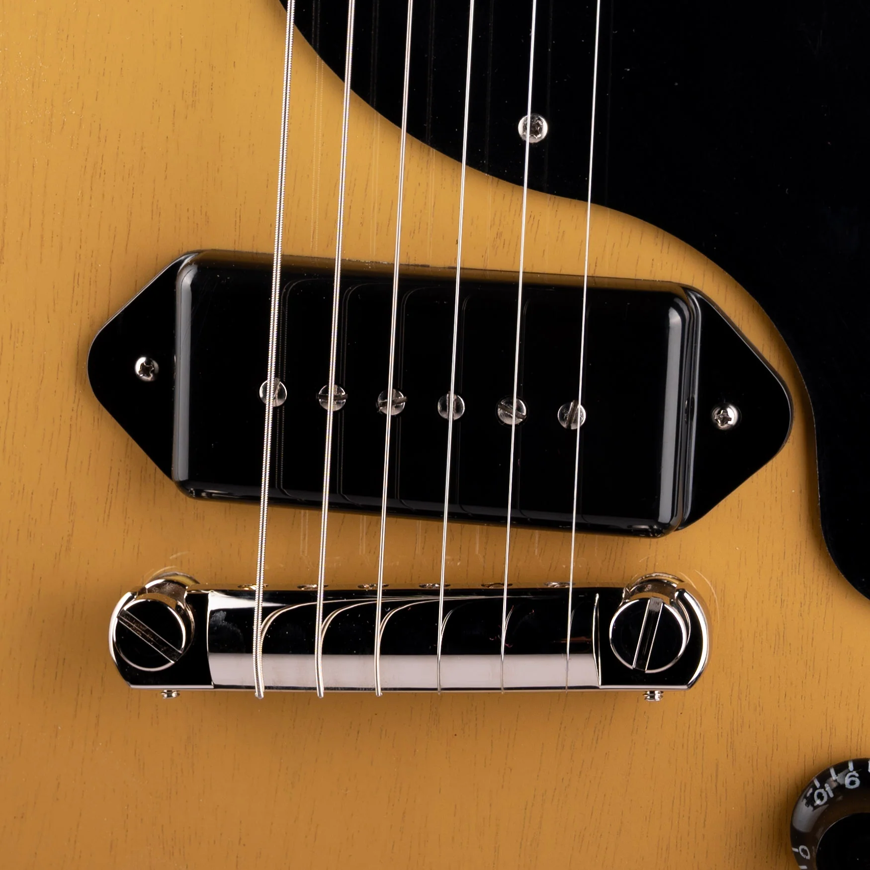 Gibson Les Paul Junior Double Cutaway TV Yellow with Case - Image 4