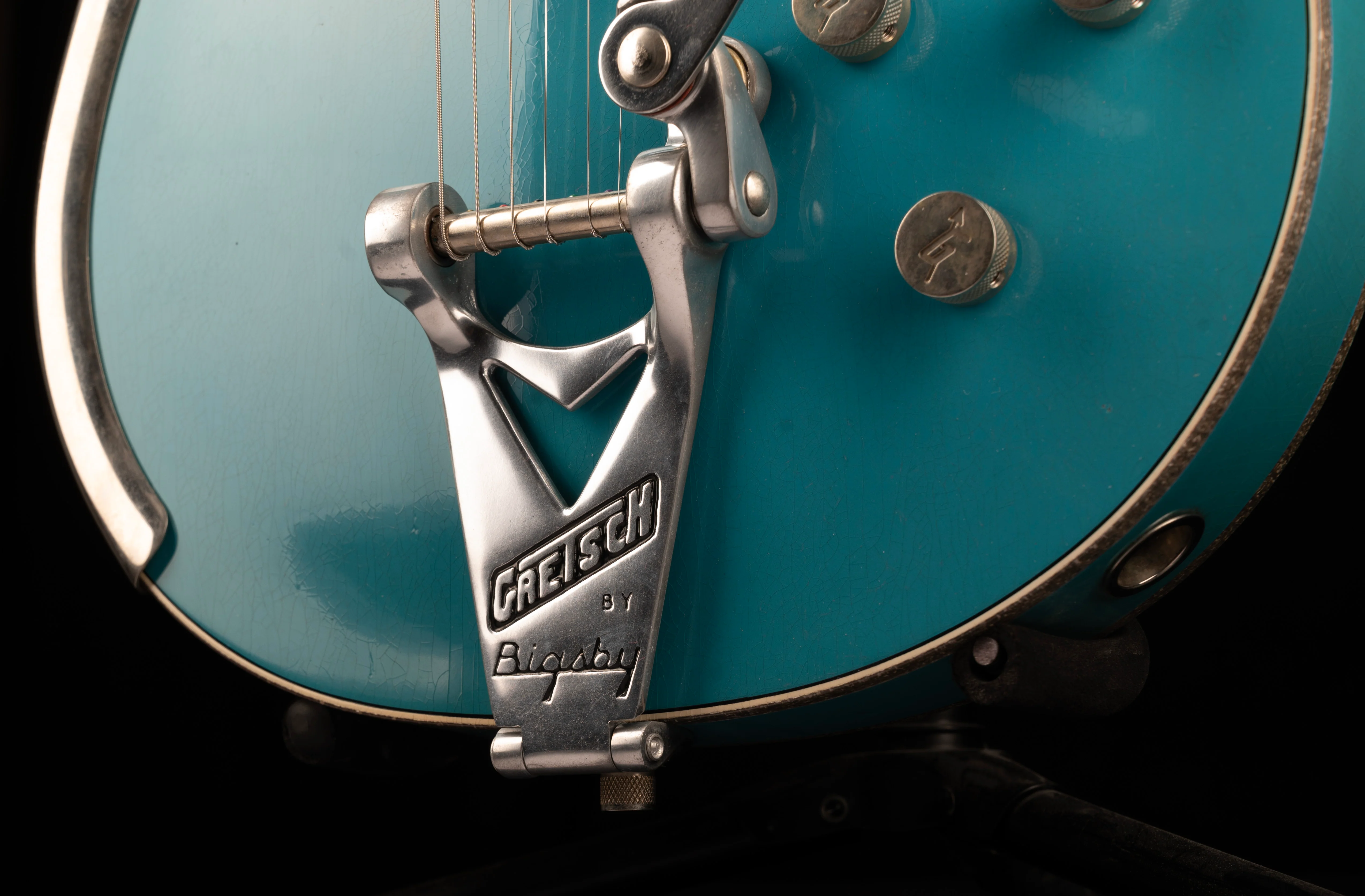 Gretsch Custom Shop Masterbuilt G6134CS 1955 Taos Turquoise Penguin Relic - Image 4