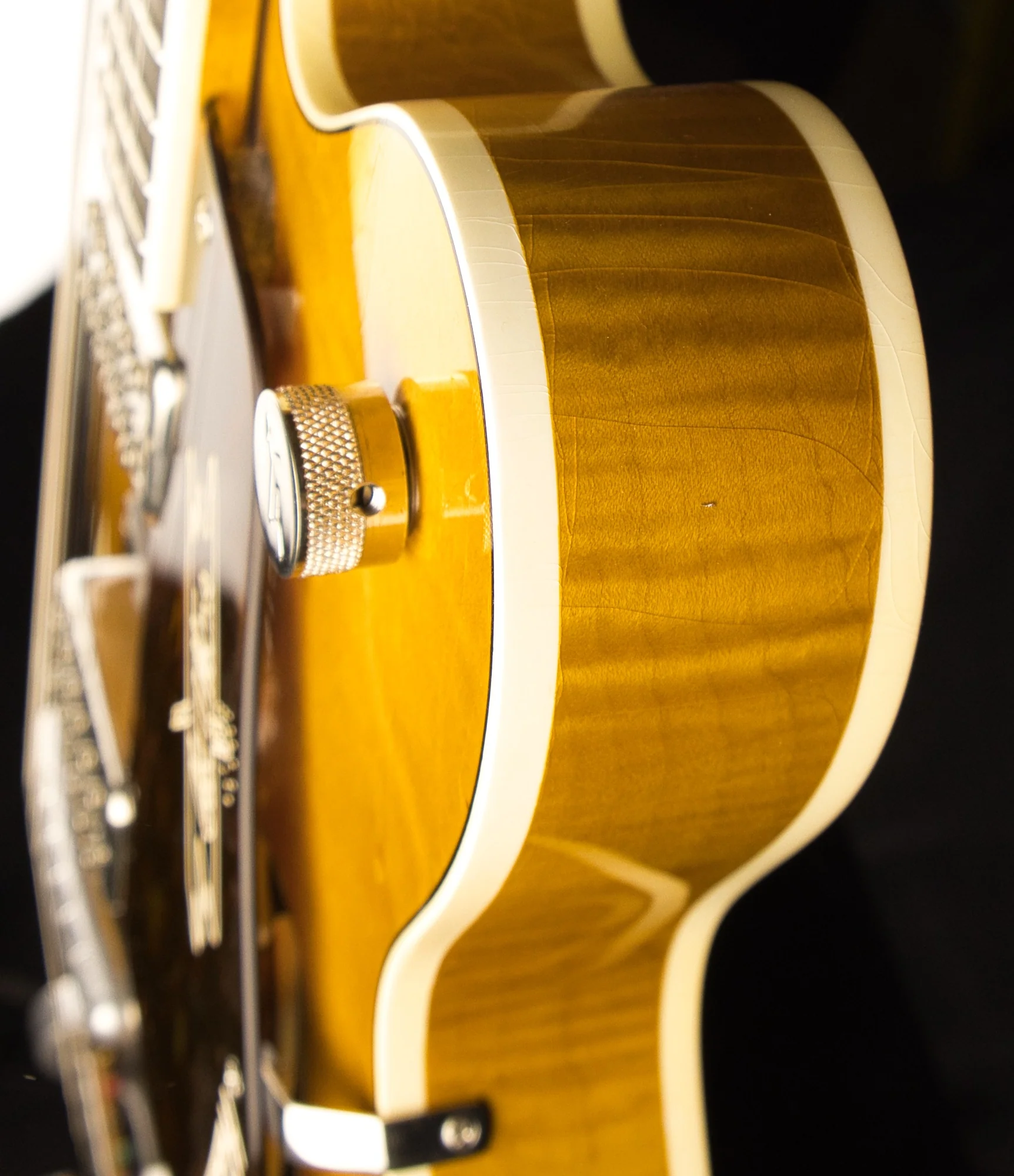 Gretsch Custom Shop Masterbuilt Stephen Stern G6120CS '62 Doublecut Closet Classic Dark Amber Natural Electric Guitar With Case - Image 10