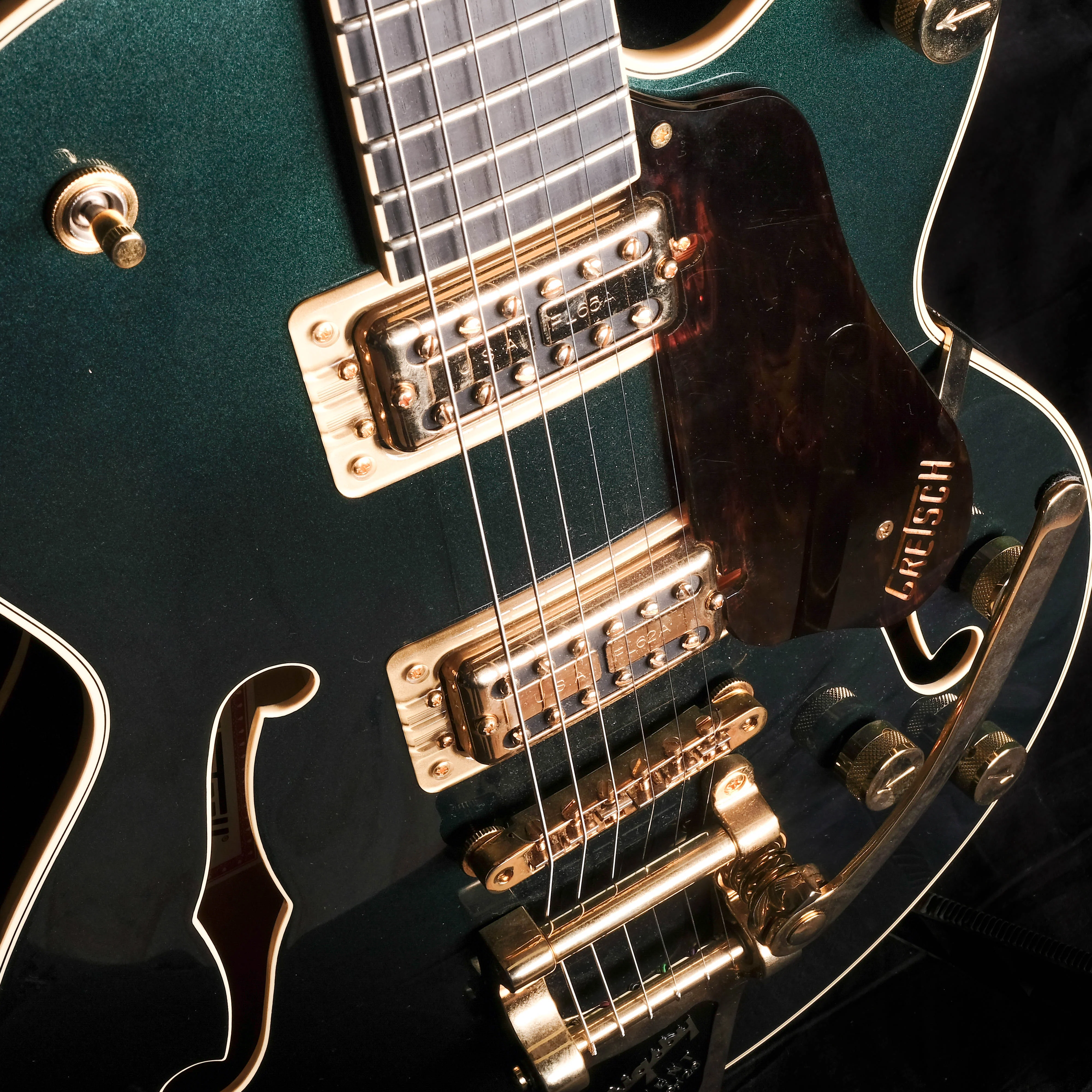 Gretsch G6659TG Players Edition Broadkaster Jr. Center Block - Cadillac Green, Bigsby Tailpiece - Image 5