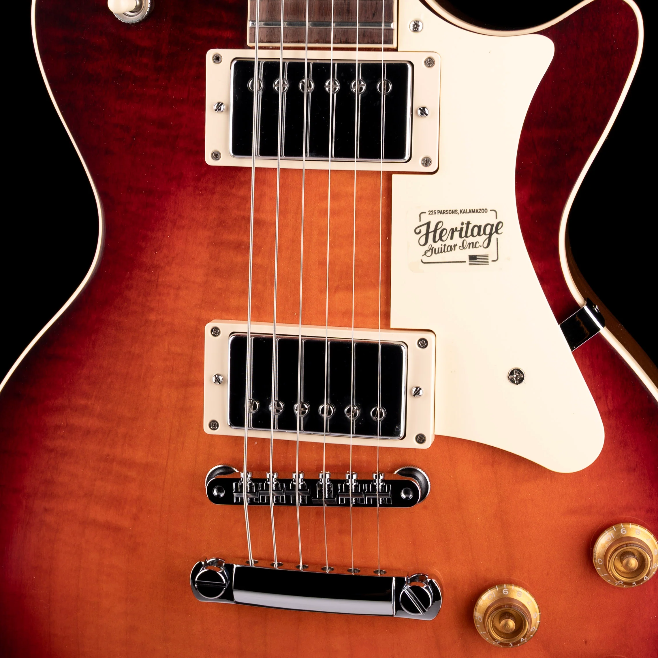 Heritage Standard II H-150 Chestnut Burst with Case - Image 4