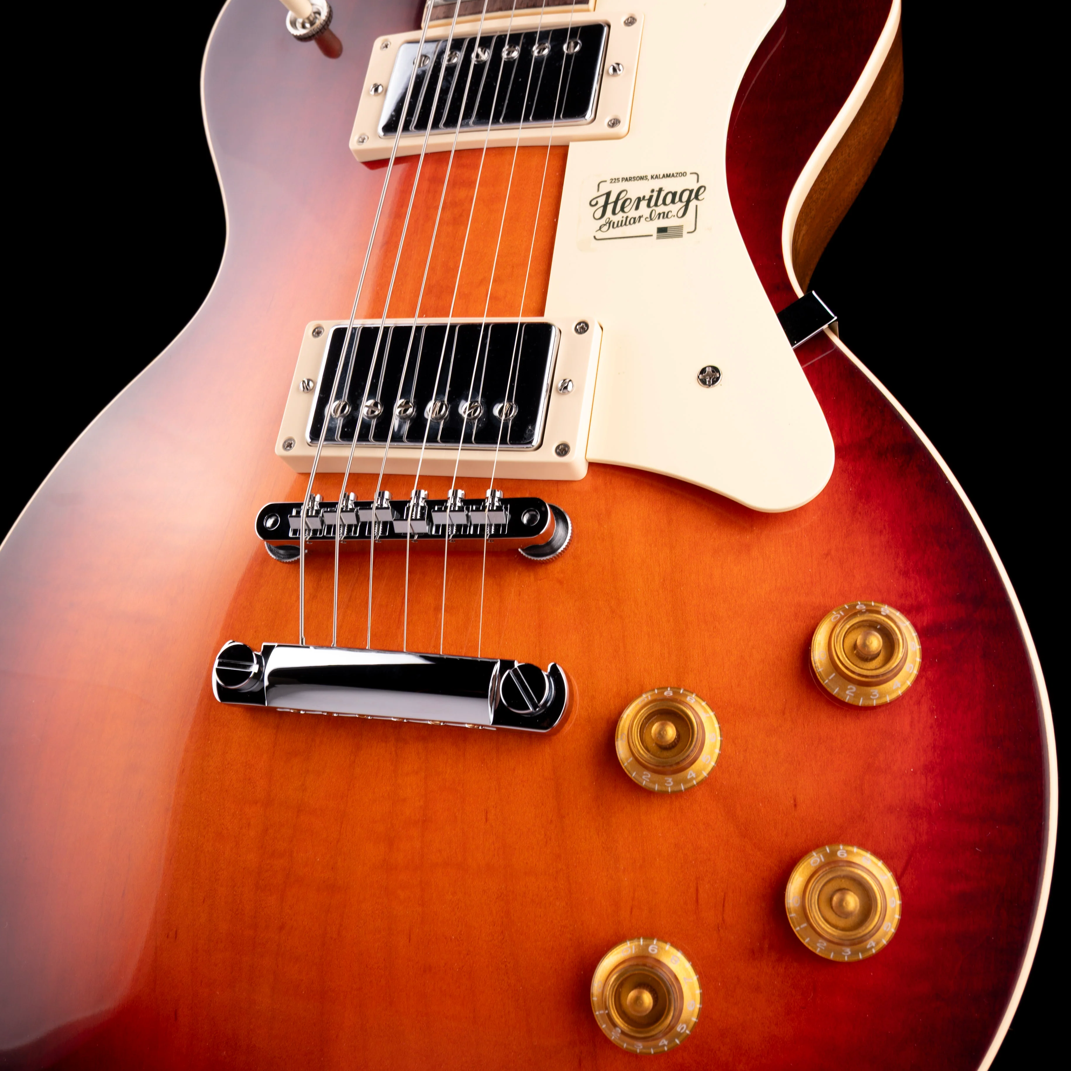 Heritage Standard II H-150 Chestnut Burst with Case - Image 5