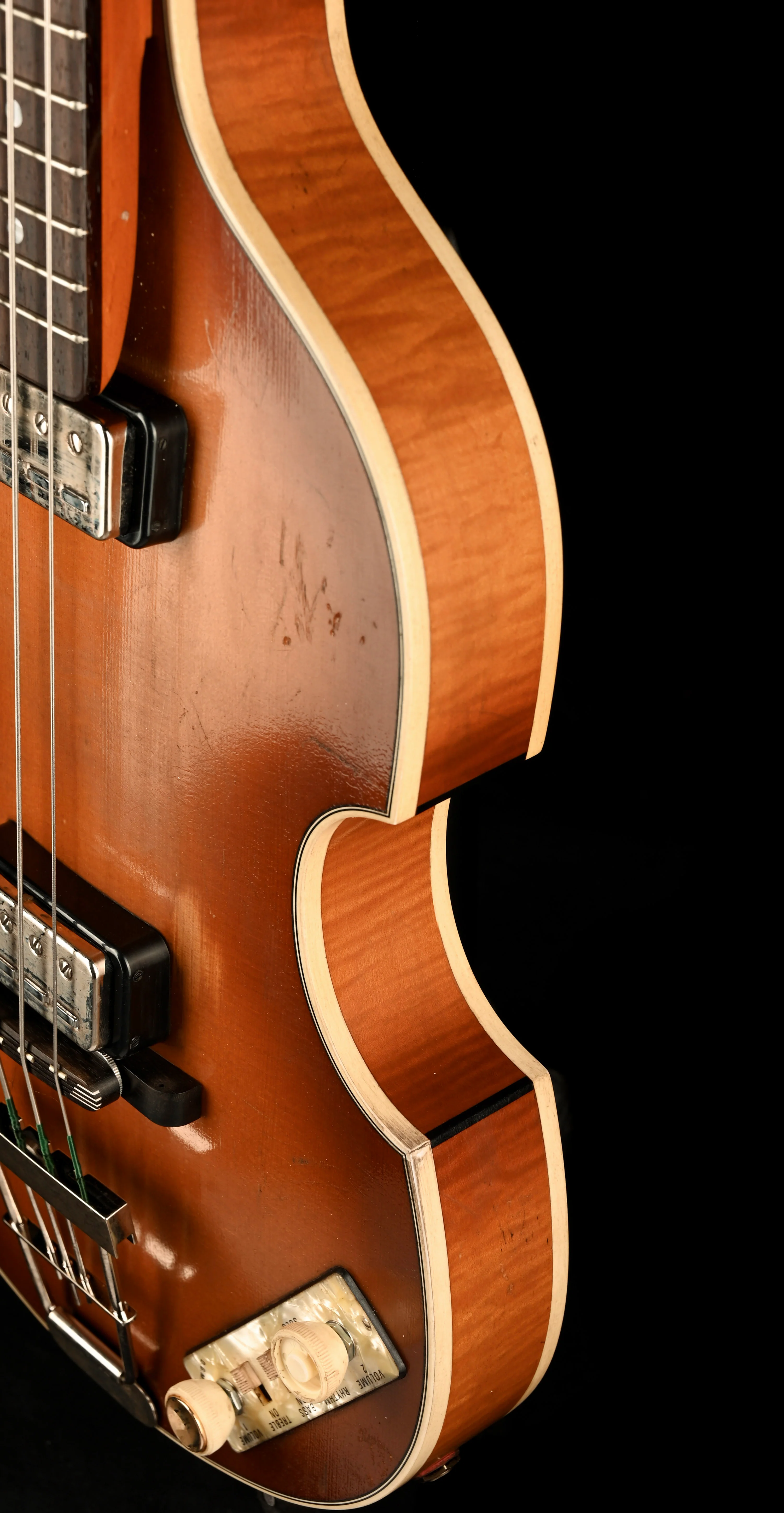 Hofner 1963 Reissue Violin Bass Vintage Aged Sunburst H500/1-63-RLC with Case - Image 11
