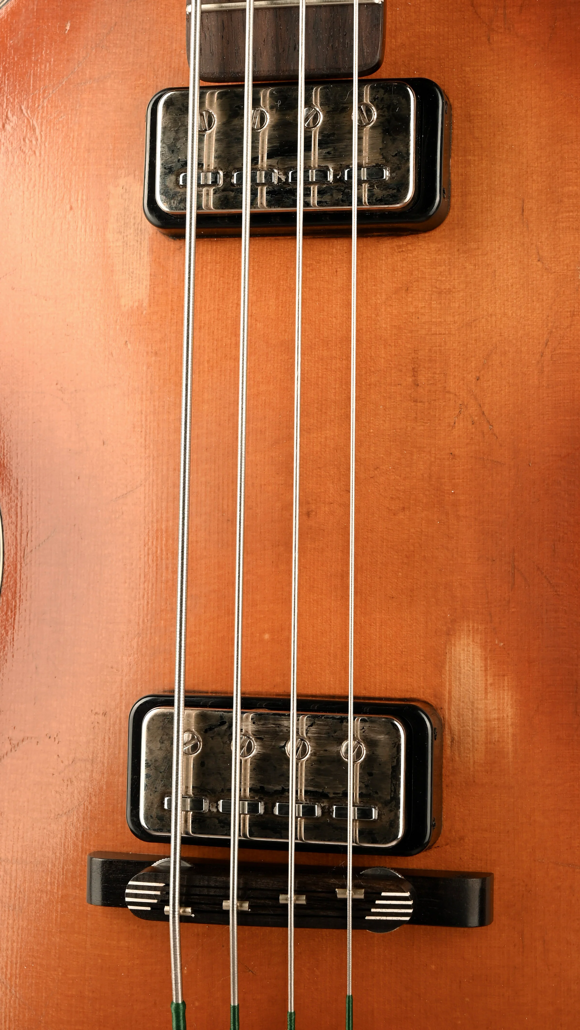 Hofner 1963 Reissue Violin Bass Vintage Aged Sunburst H500/1-63-RLC with Case - Image 7