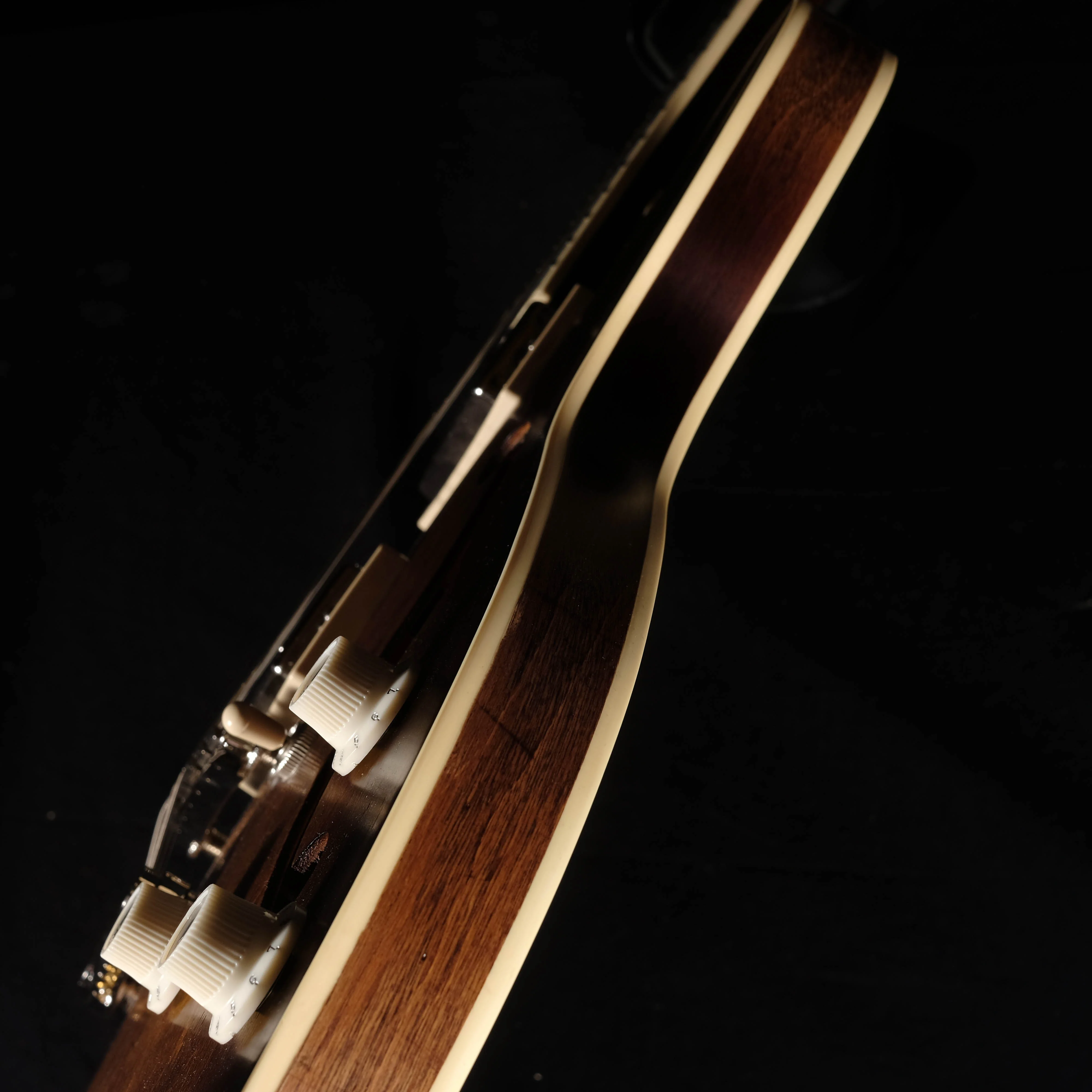 DISC - Hofner Contemporary Verythin Guitar Antique Burst with Case - HCT-VTH-ANB-O - Image 5