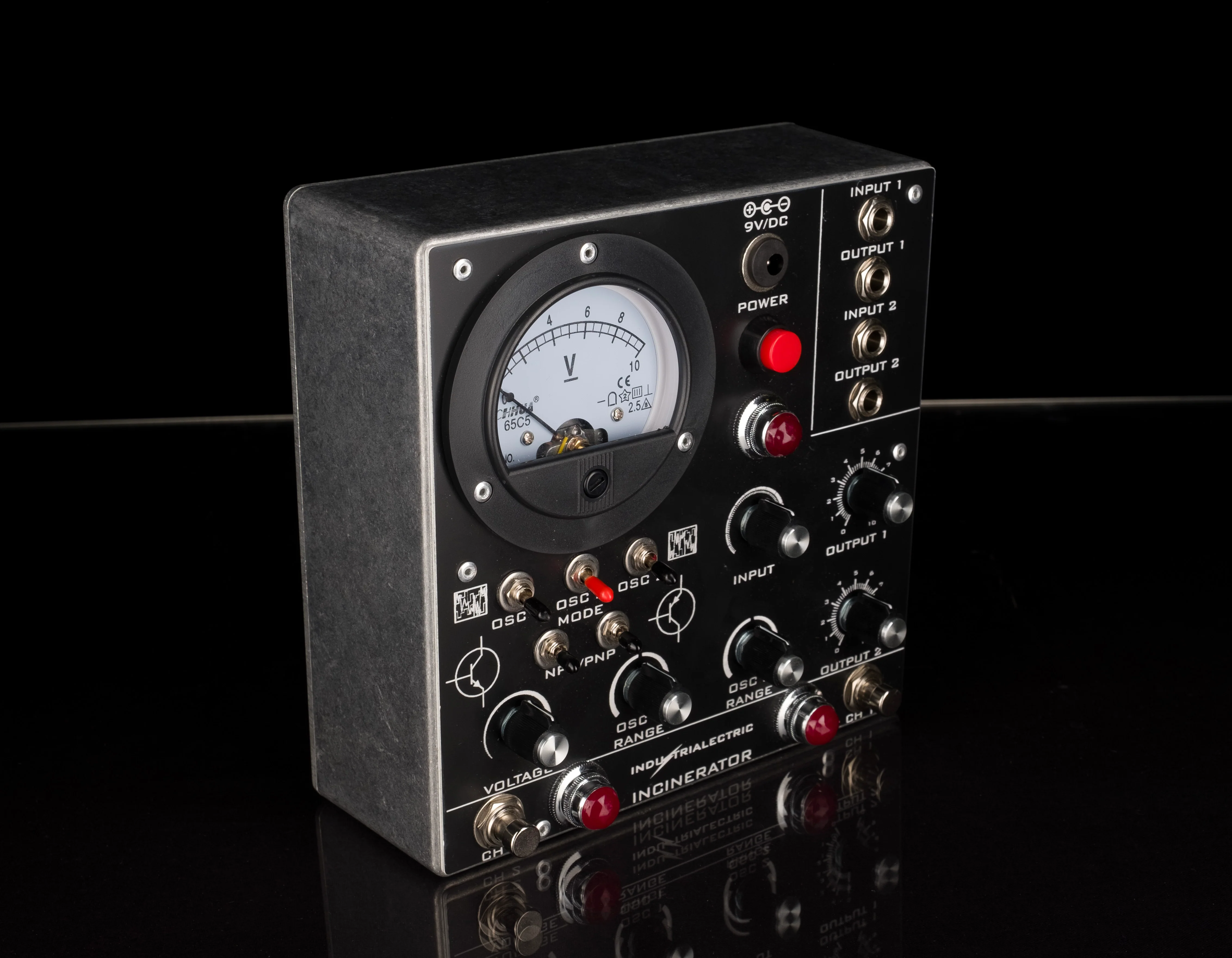 Industrialectric Incinerator Deluxe Fuzz Pedal - Image 3