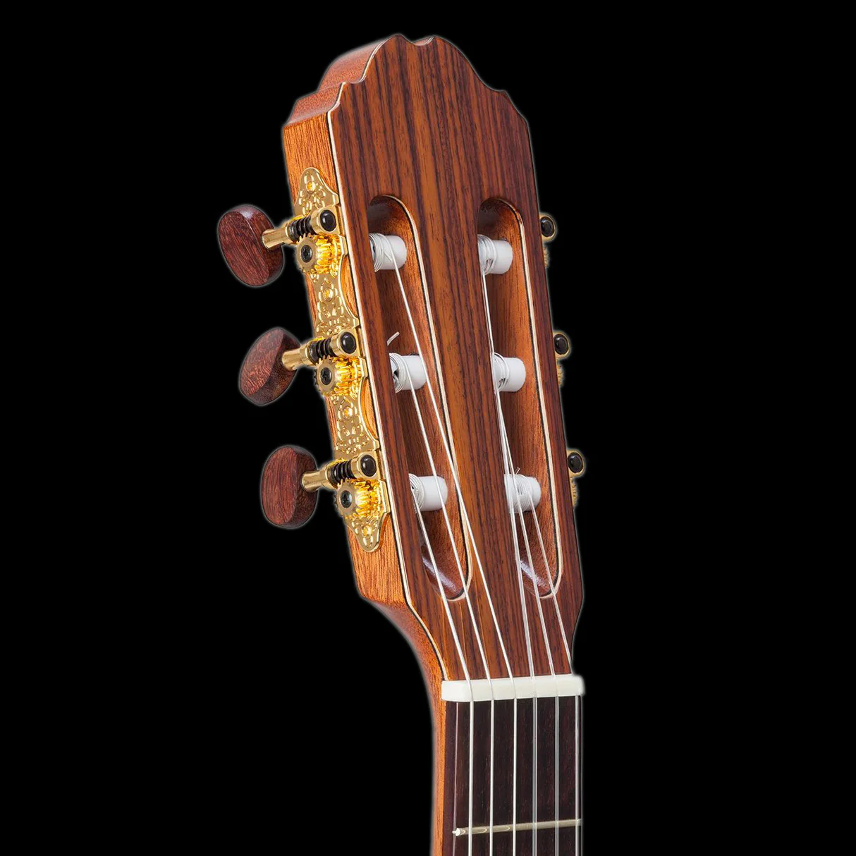 Kremona Performer Series Verea Solid Cedar Top Nylon String Classical Acoustic Electric Guitar With Gig Bag - Image 5