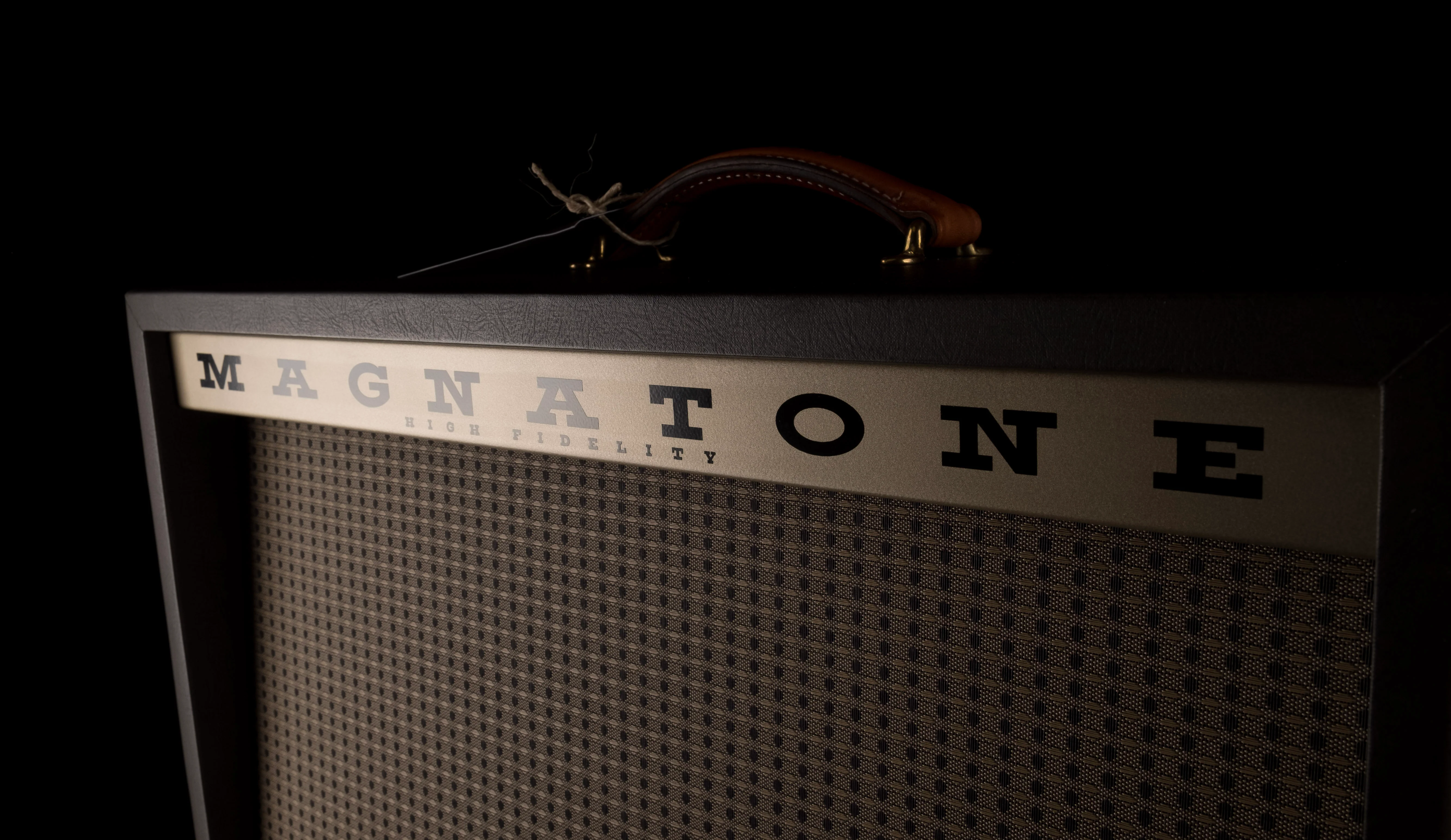 Magnatone Special Edition Panoramic Stereo Spanish Mission Guitar Amp Combo - Image 3