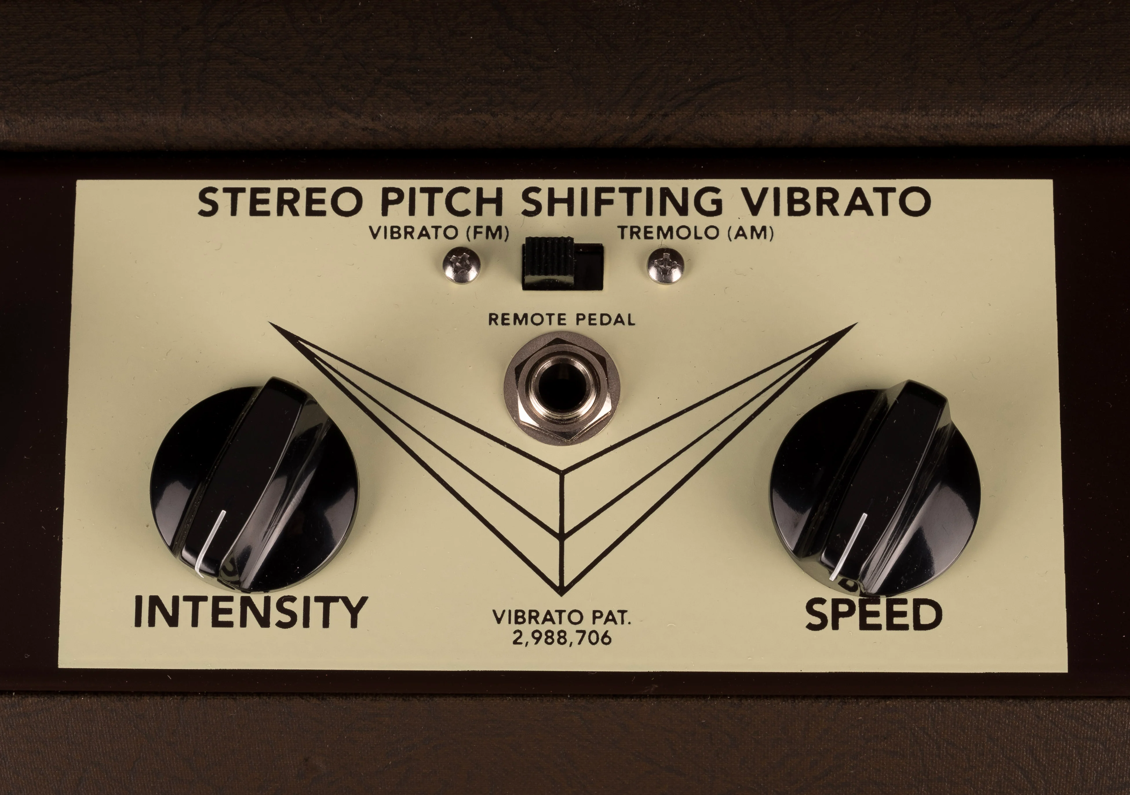Magnatone Special Edition Panoramic Stereo Spanish Mission Guitar Amp Combo - Image 9