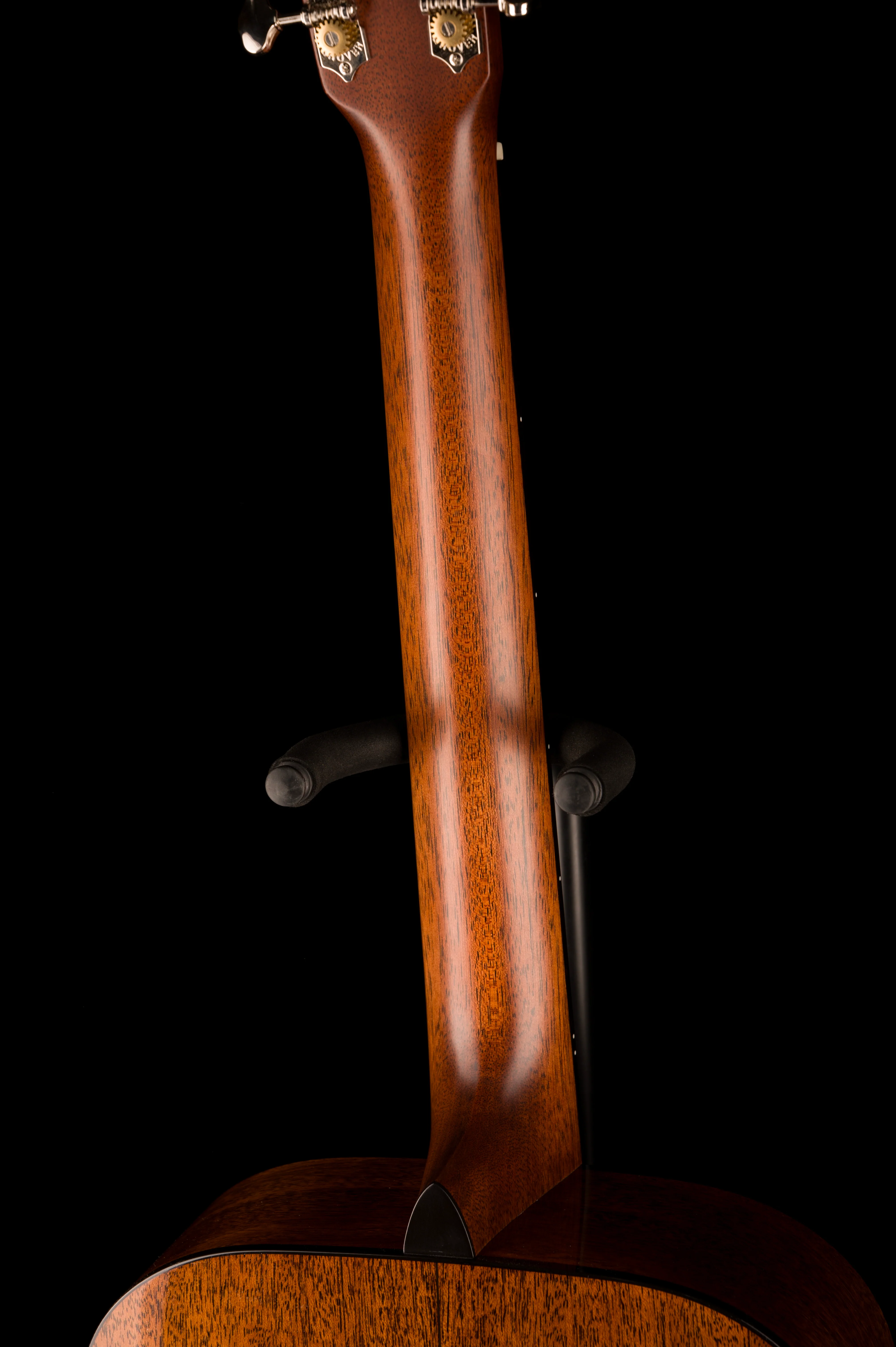 Martin 00-18 Sitka Solid Spruce Top Solid Mahogany Back & Sides Acoustic Guitar - Image 15