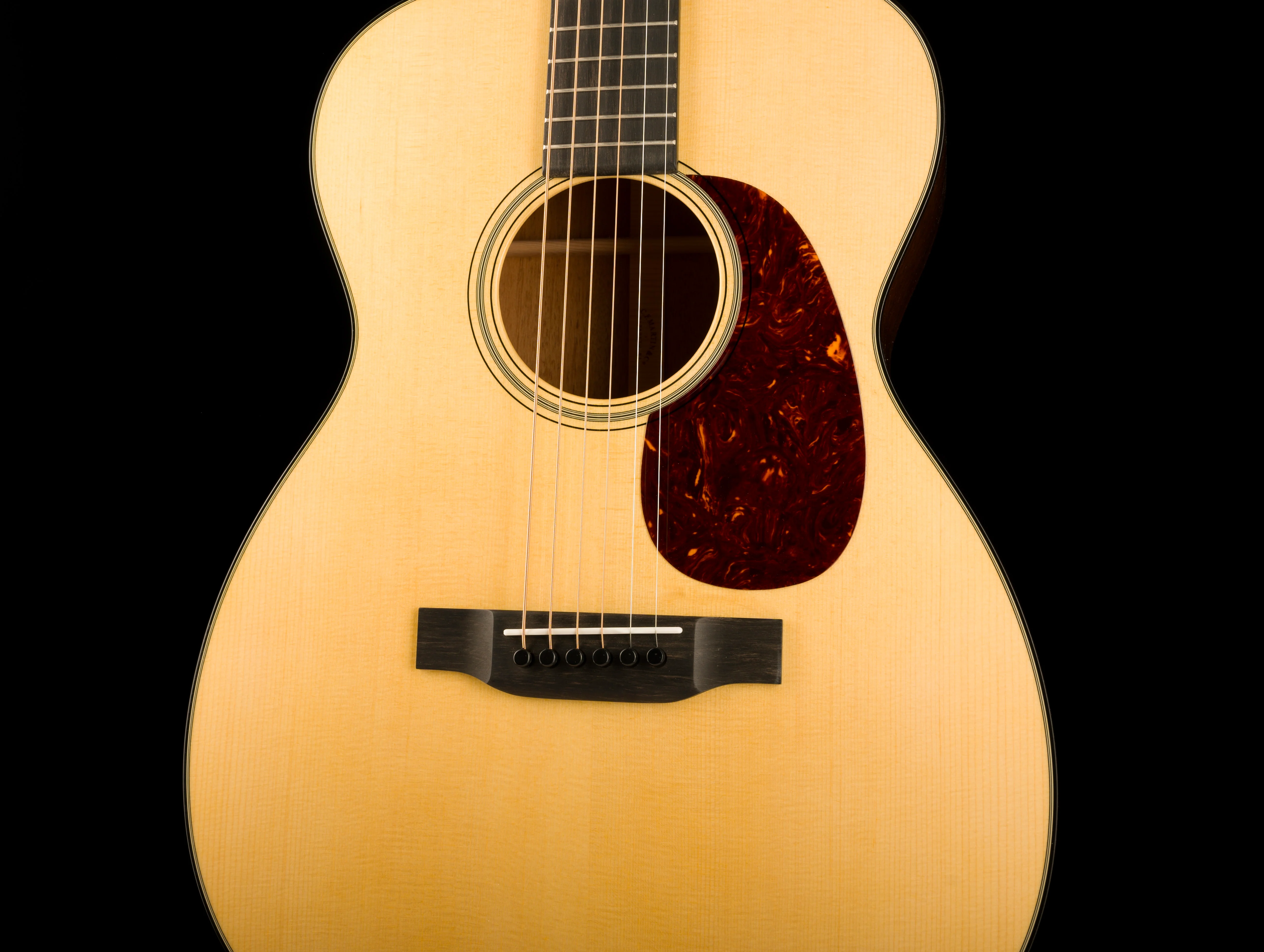 Martin 00-18 Sitka Solid Spruce Top Solid Mahogany Back & Sides Acoustic Guitar - Image 7