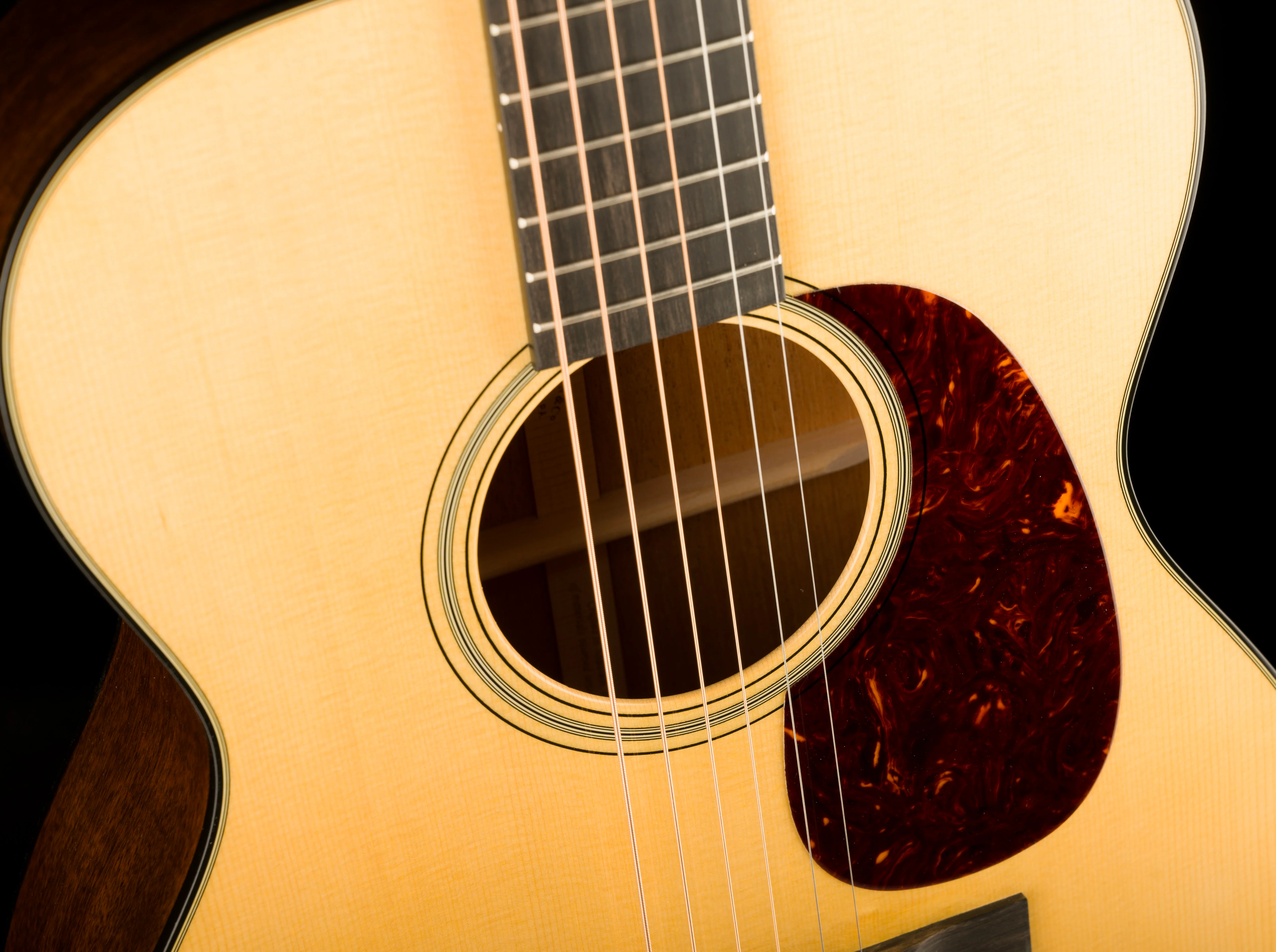 Martin 00-18 Sitka Solid Spruce Top Solid Mahogany Back & Sides Acoustic Guitar - Image 8