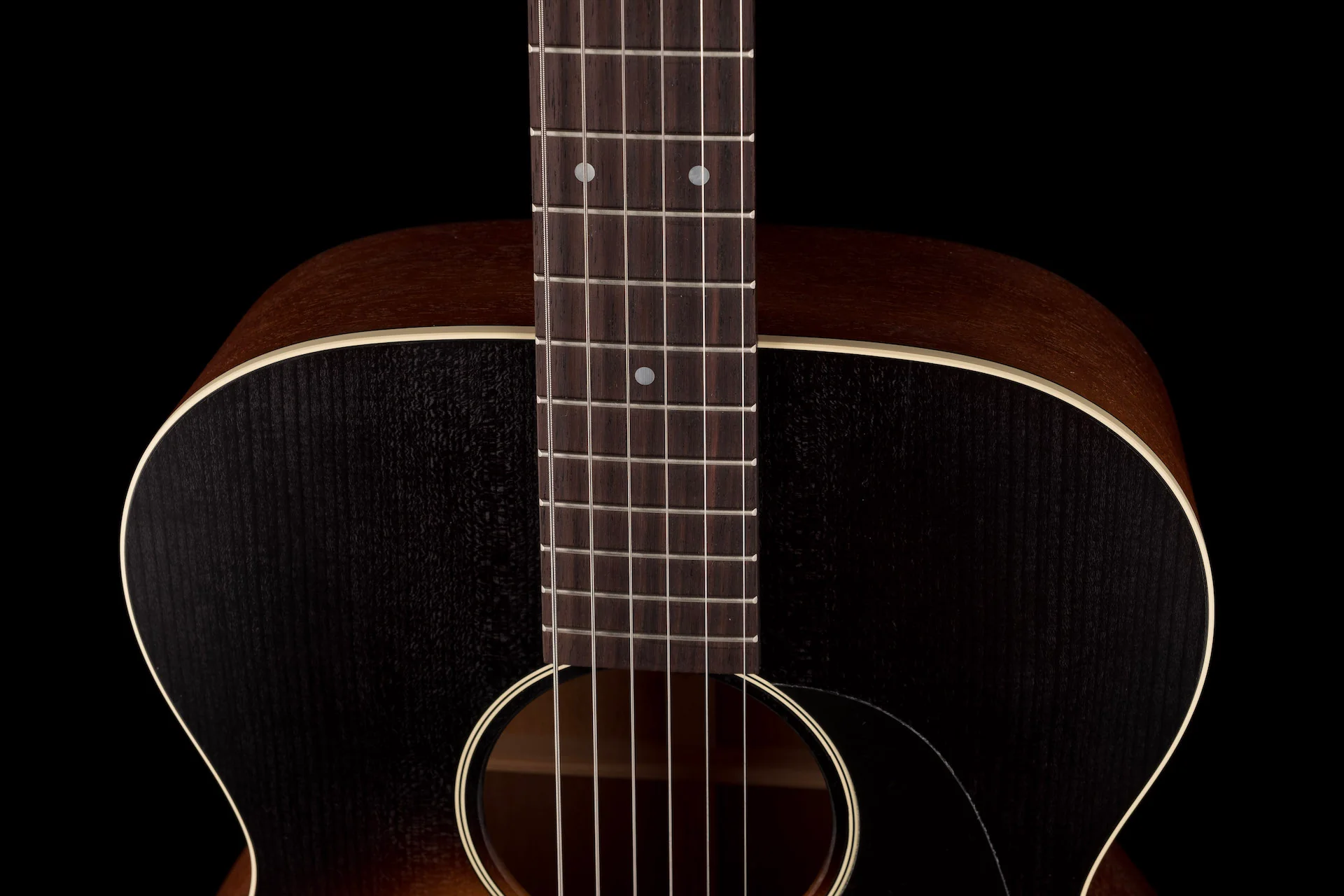 Martin 000-17 - Whiskey Sunset Acoustic Guitar With Soft Case - Image 4