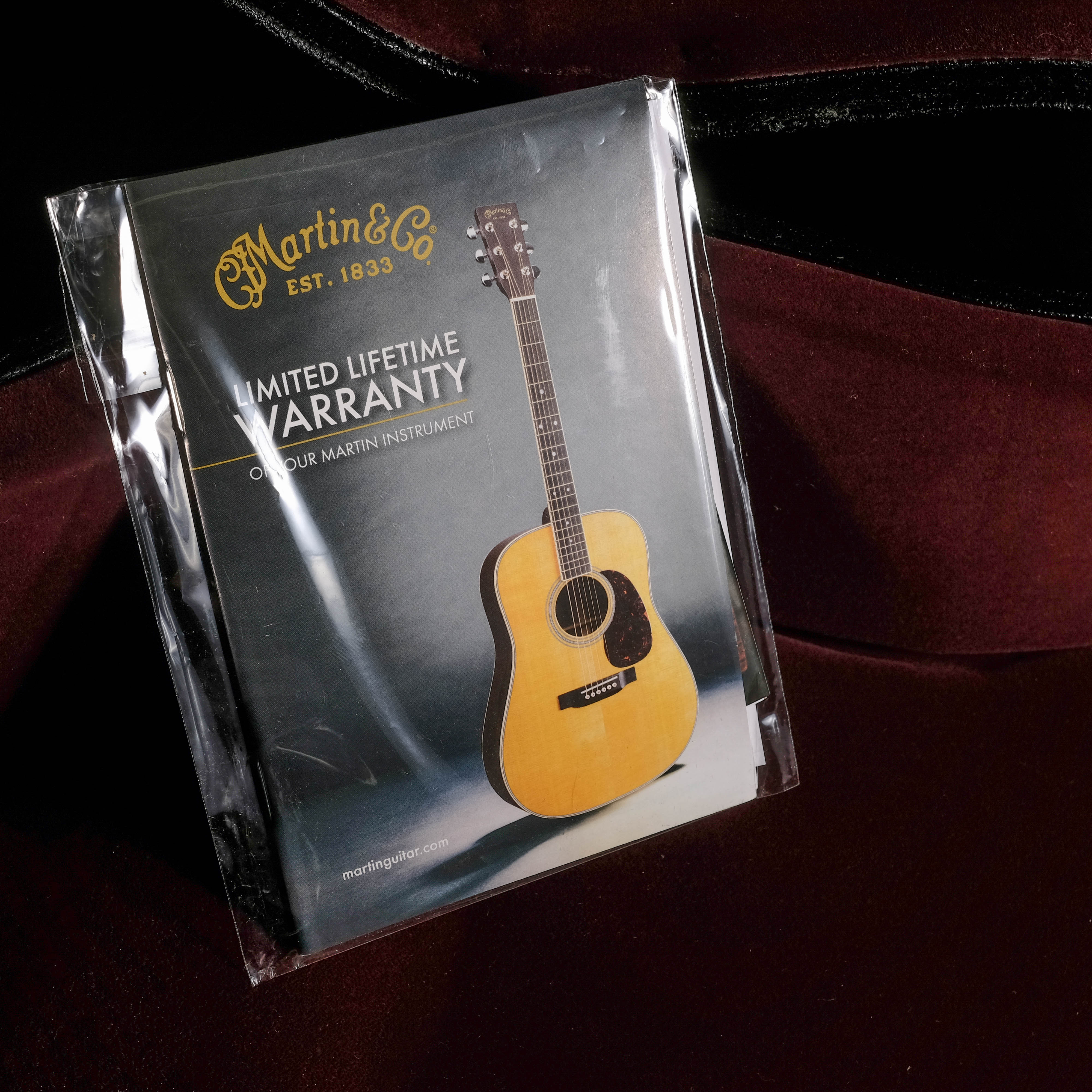 Martin CEO-9 Slope Shoulder 00 Size 14 Fret Mango Sunset Burst  Acoustic Guitar - Image 14