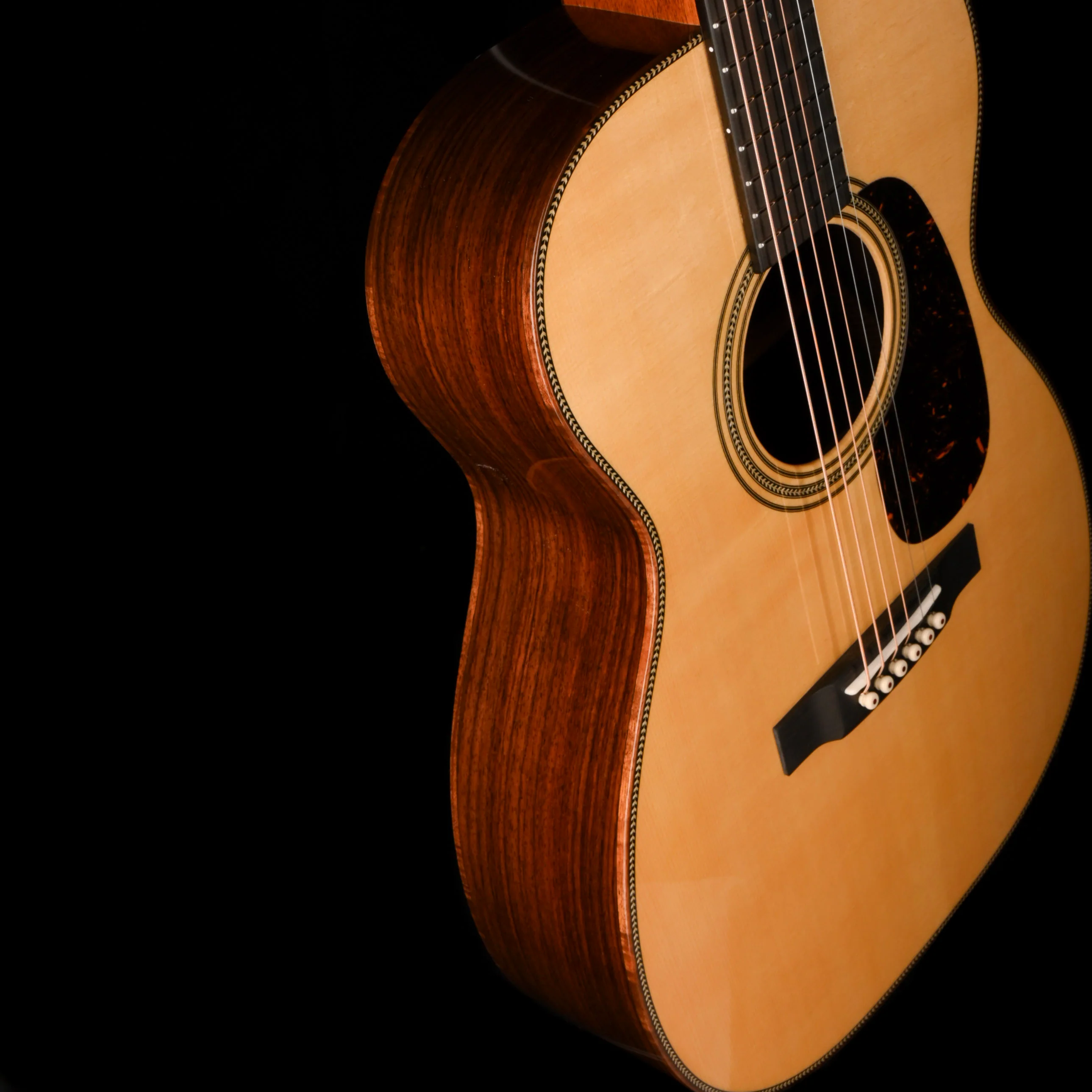 Martin Custom Shop 00-28 Deep Body Wild Grain East Indian Rosewood and Italian Alpine Spruce - Image 5