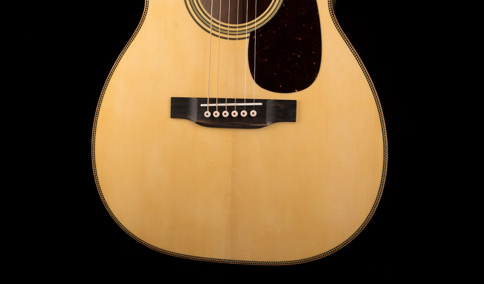 Martin Custom Shop 00-28 Deep Body Birdseye Maple with Alpine Spruce Top - Image 6
