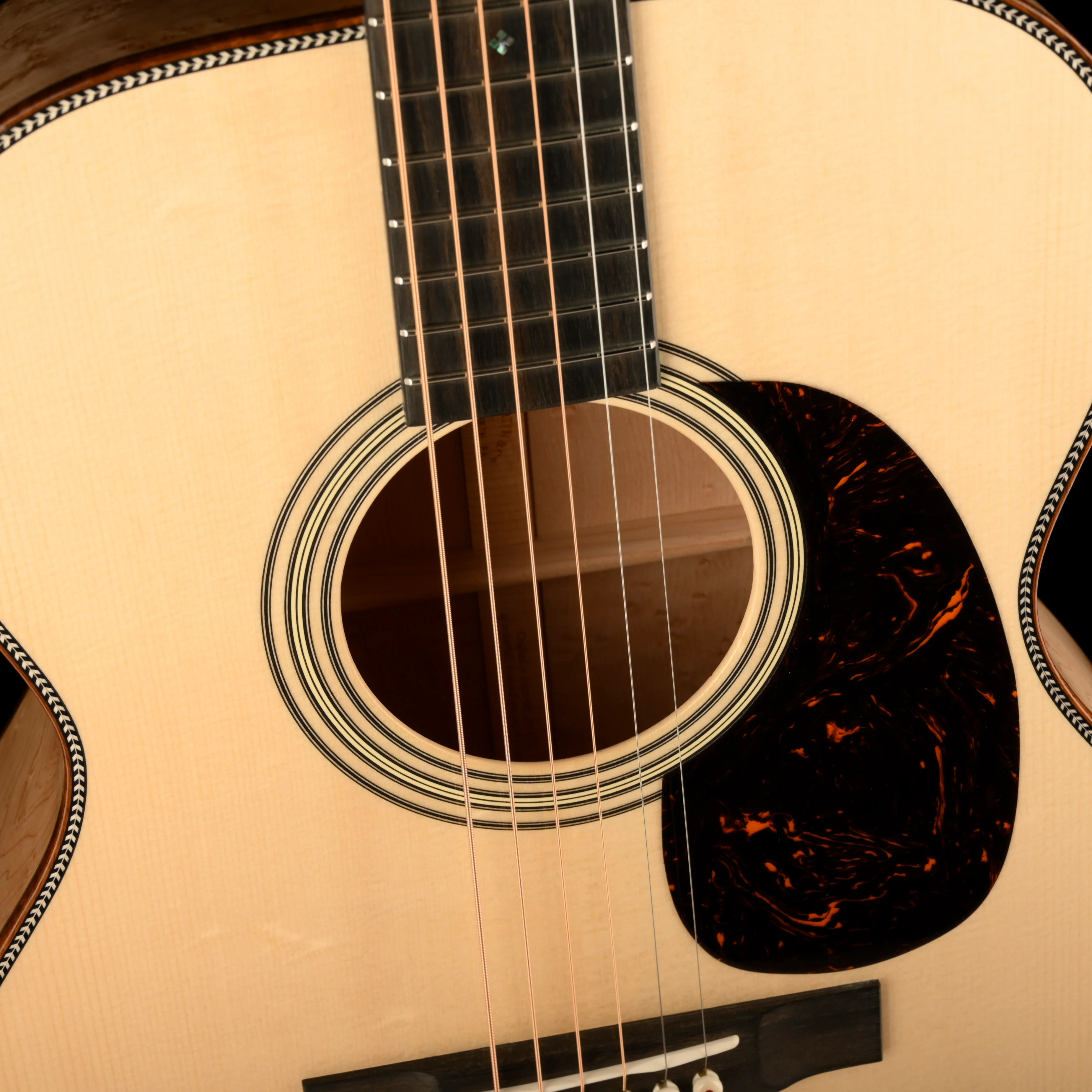 Martin Custom Shop 000-28 Birdseye Maple Acoustic Guitar - Image 4