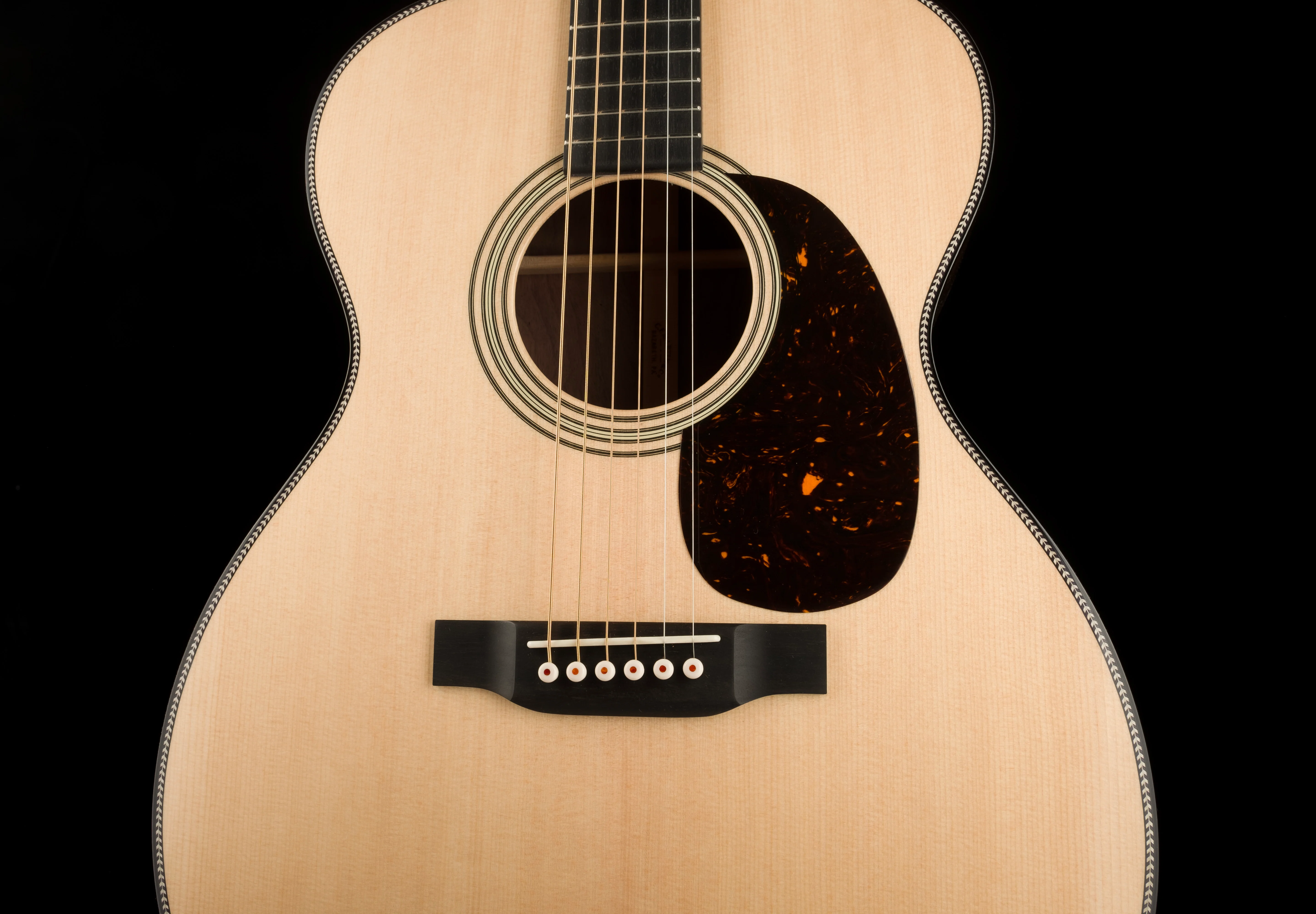 Martin Custom Shop 000-28 Figured Black Walnut With Sitka Spruce - Image 6