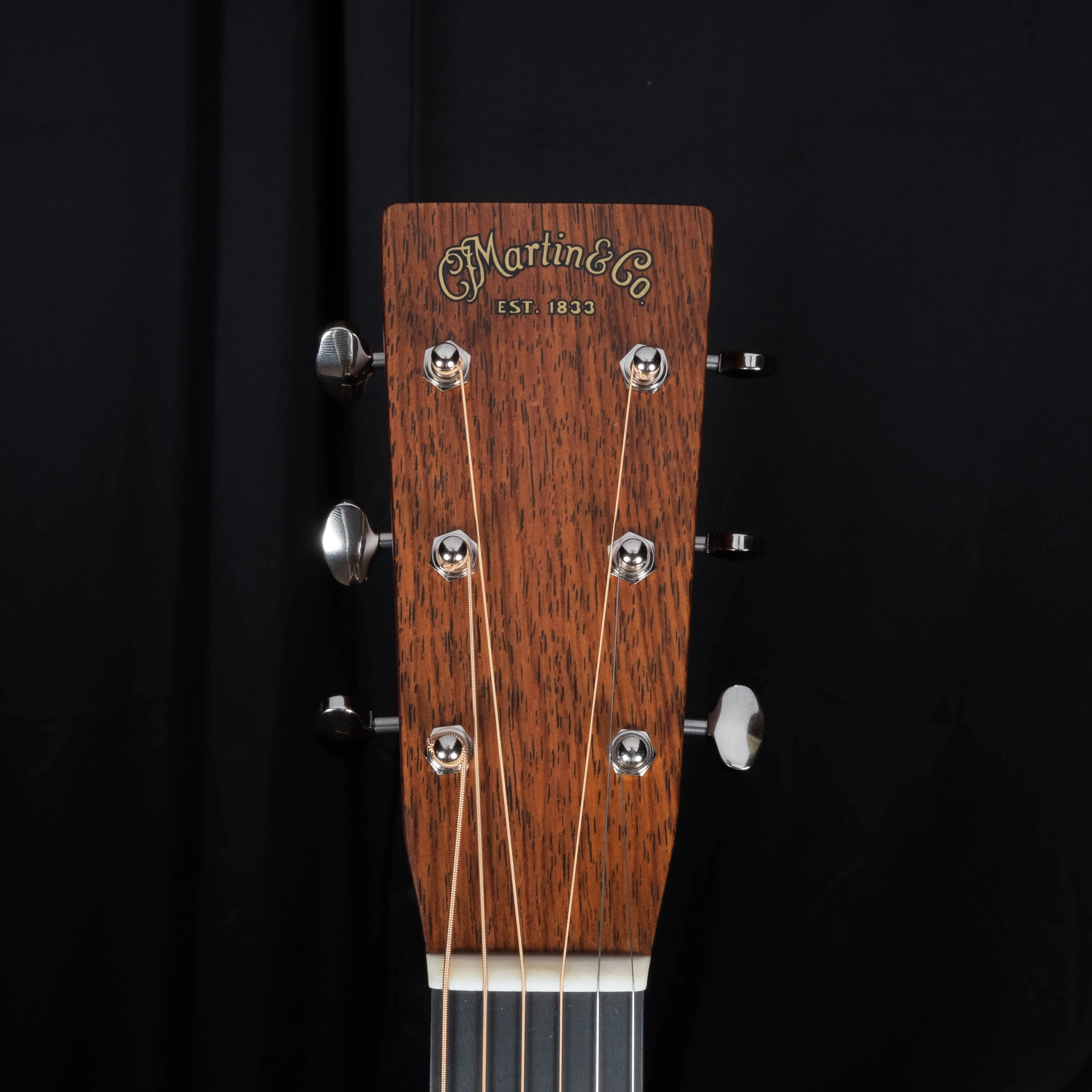 Martin Custom Shop 000 Size 28 Style Guatemalan Rosewood with Engelmann Spruce Top - Image 9