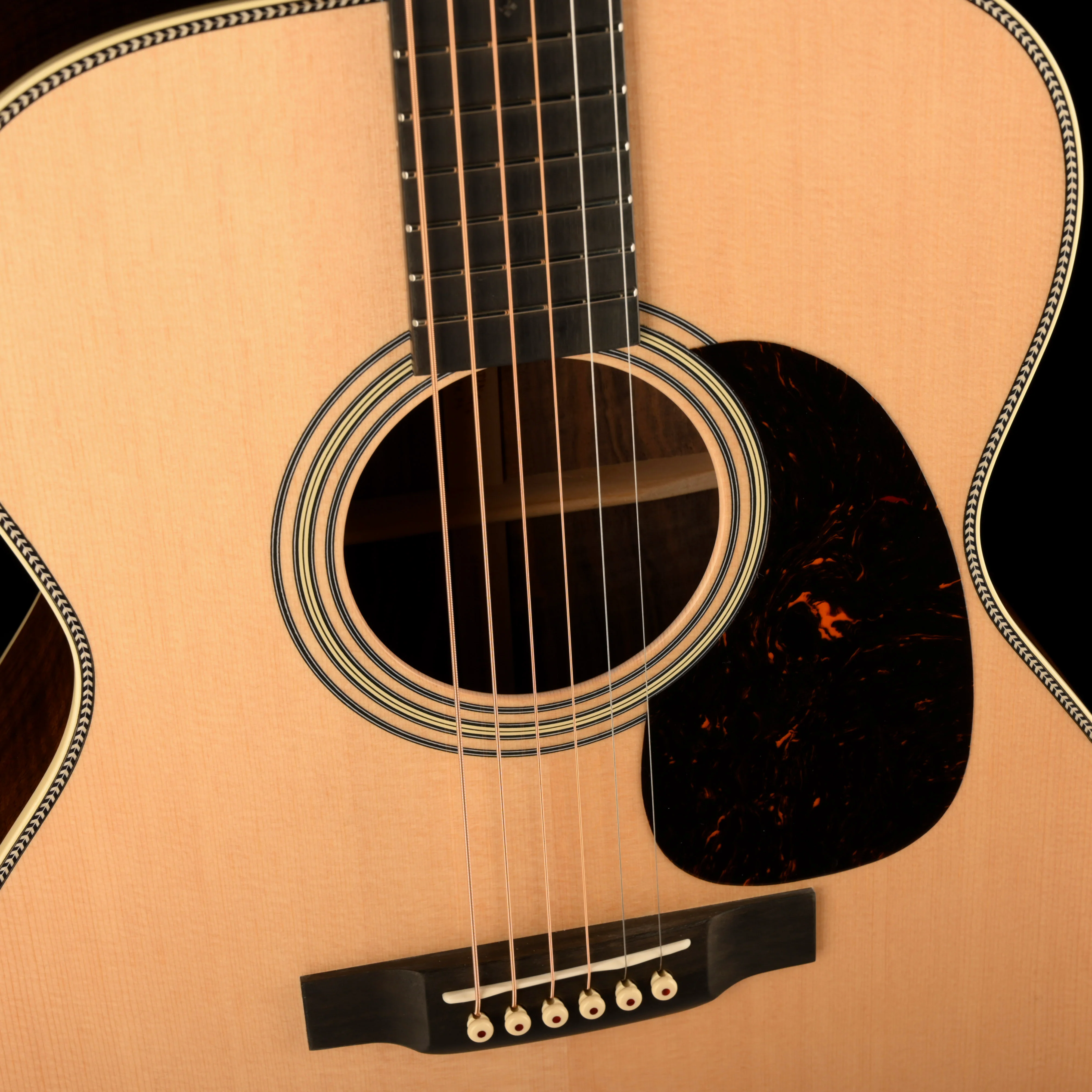 Martin Custom Shop 0000-28 Claro Walnut with Sitka Spruce - Image 4