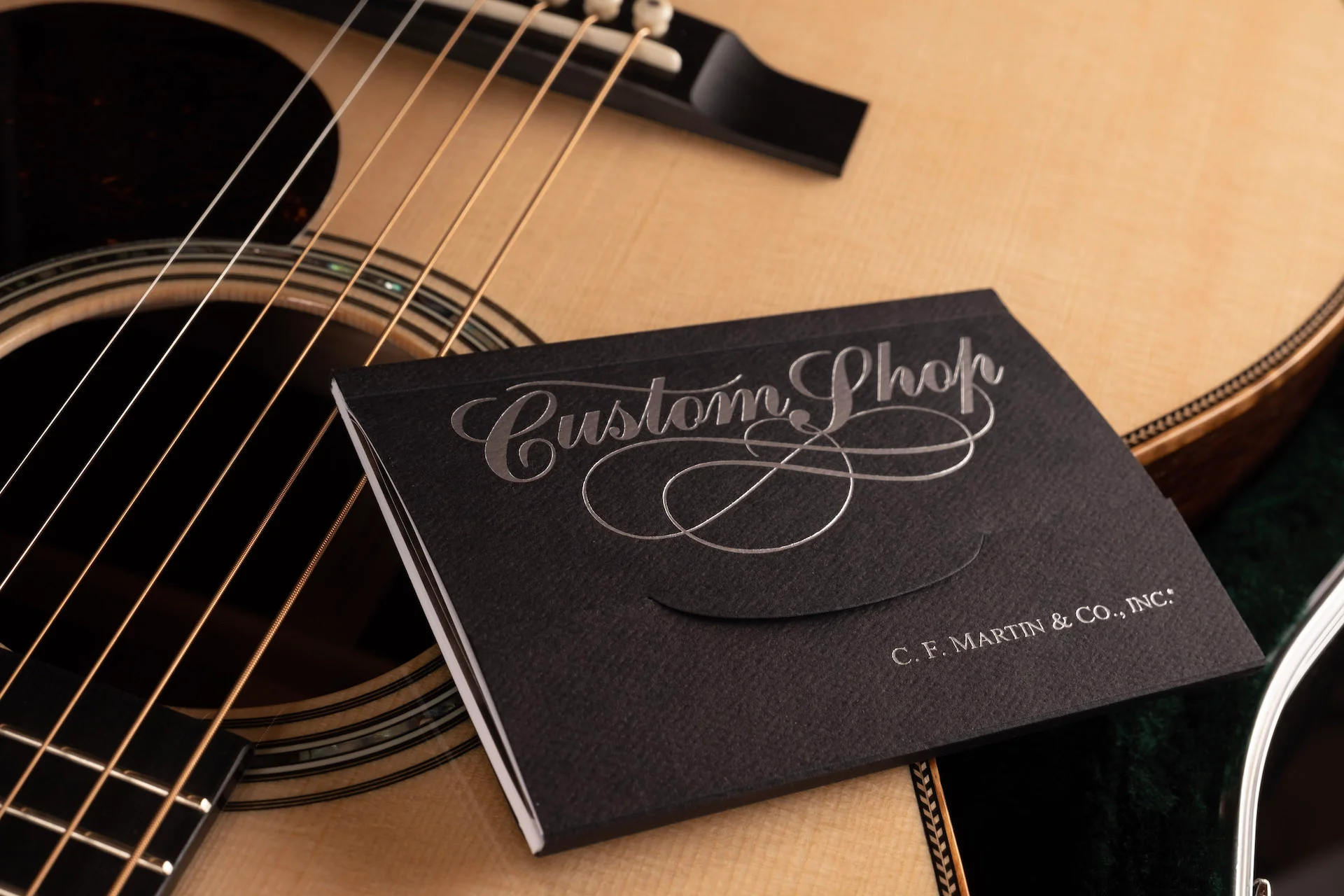 Martin Custom Shop Offset OM Wild East Indian Rosewood Acoustic Guitar With Case - Image 3