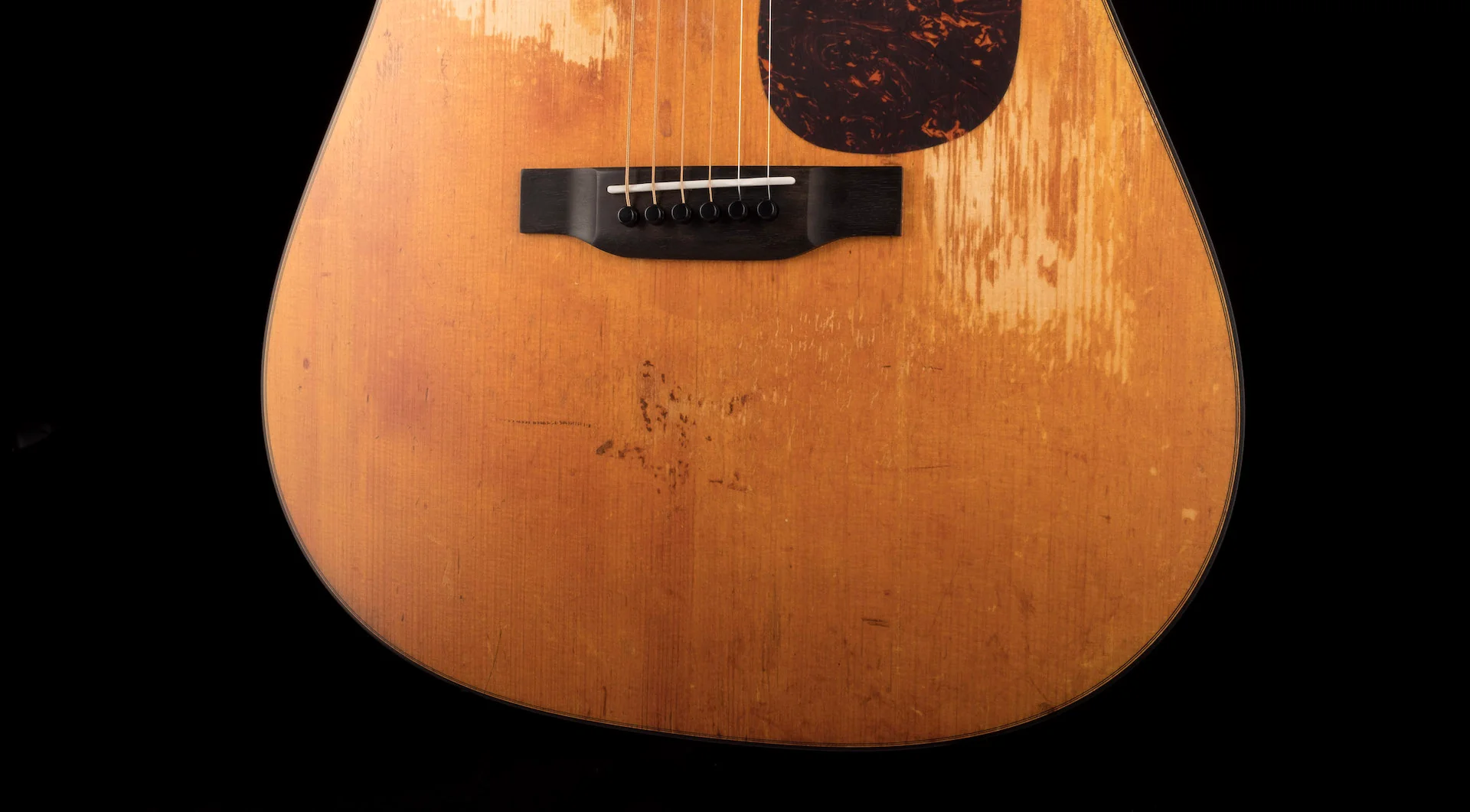 Martin D-18 Street Legend Natural with Case - Image 6