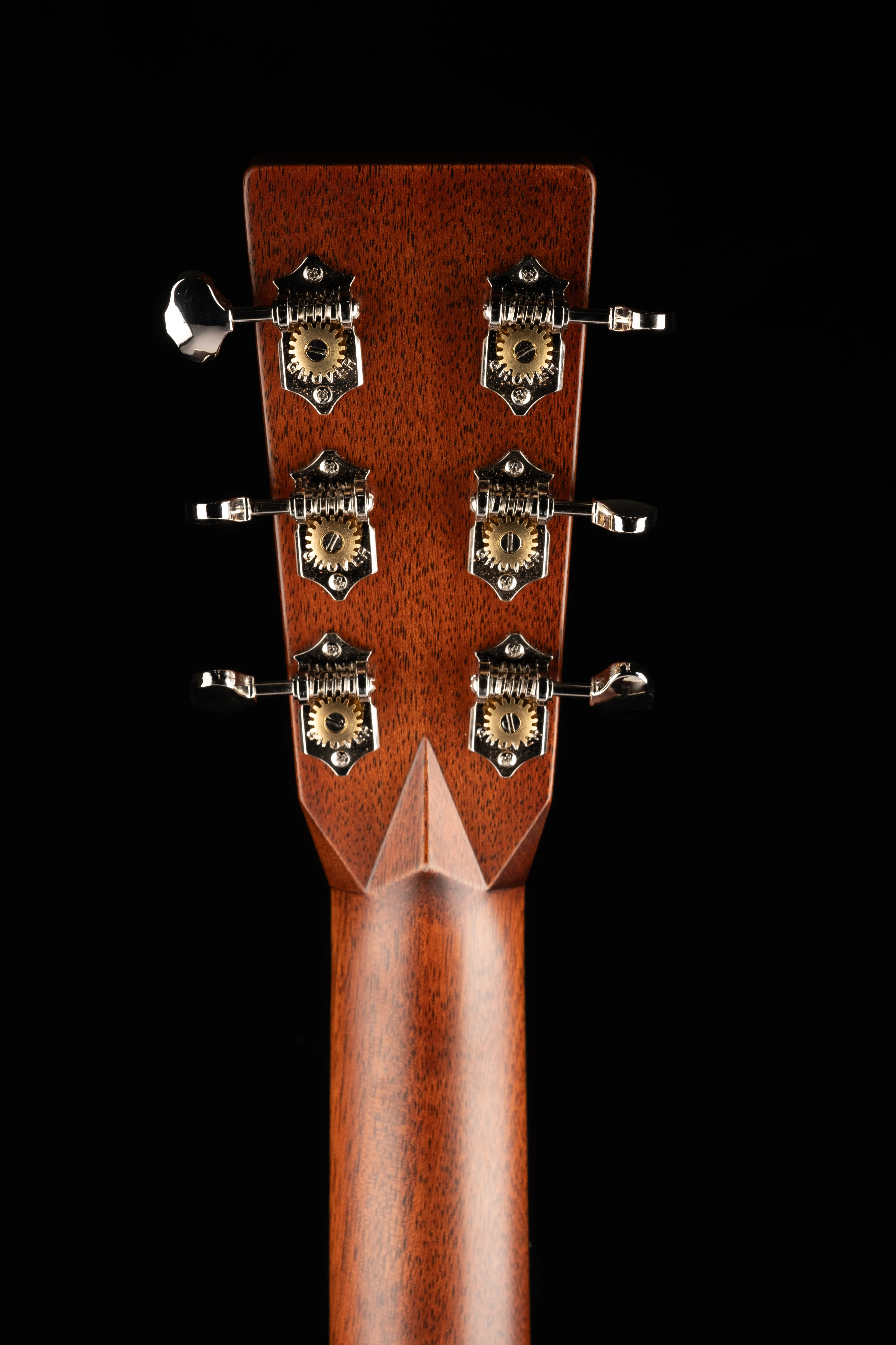 Martin D-28 Satin Amberburst with Case - Image 10