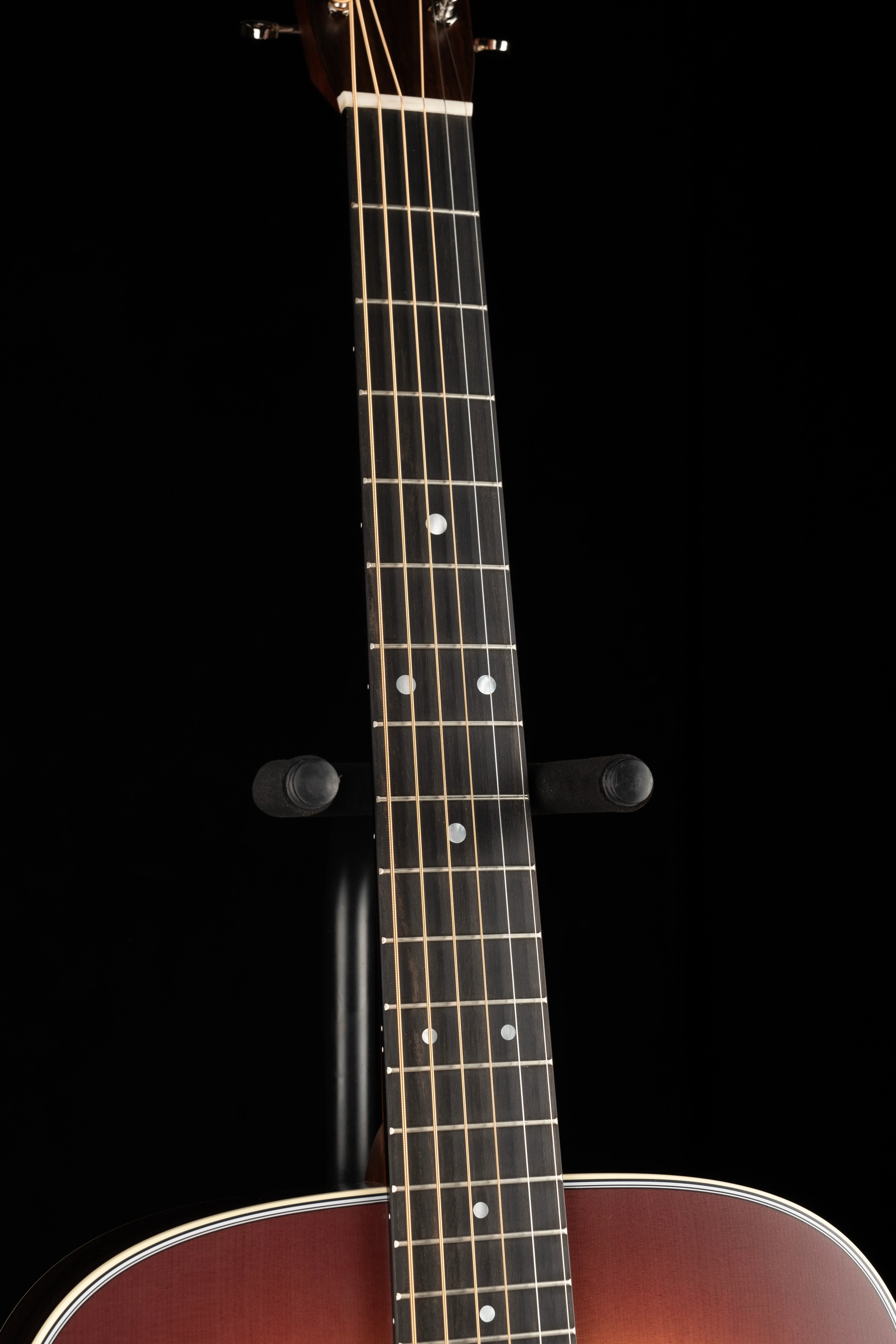 Martin D-28 Satin Amberburst with Case - Image 5